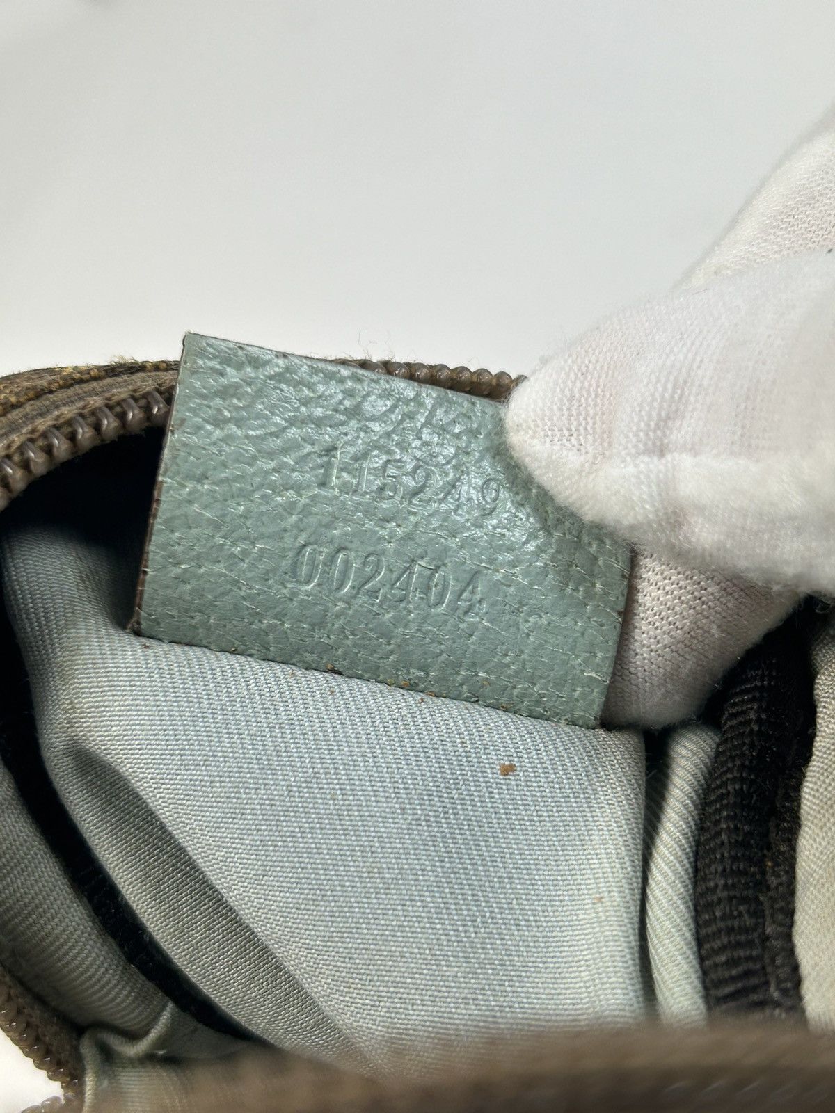 Gucci Gucci GG Canvas Monogram Cosmetic Bag Size ONE SIZE - 8 Thumbnail