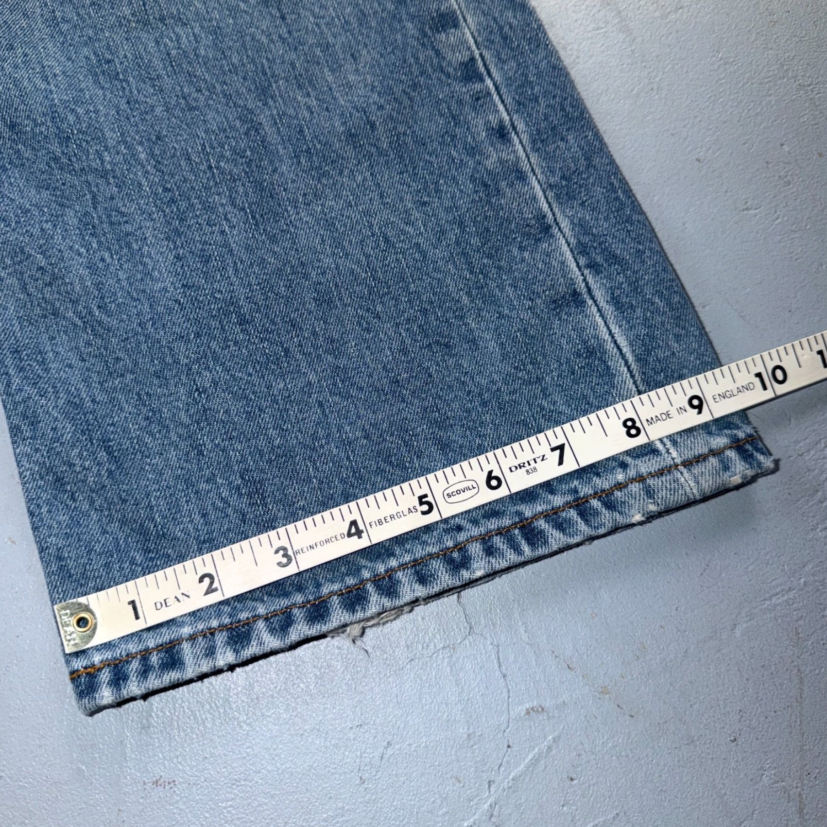Levi's VINTAGE Levi's 501 Jeans Mens Denim Blue Light Wash 40x32 Straight 5-Pocket 90s Size US 40 / EU 56 - 4 Thumbnail