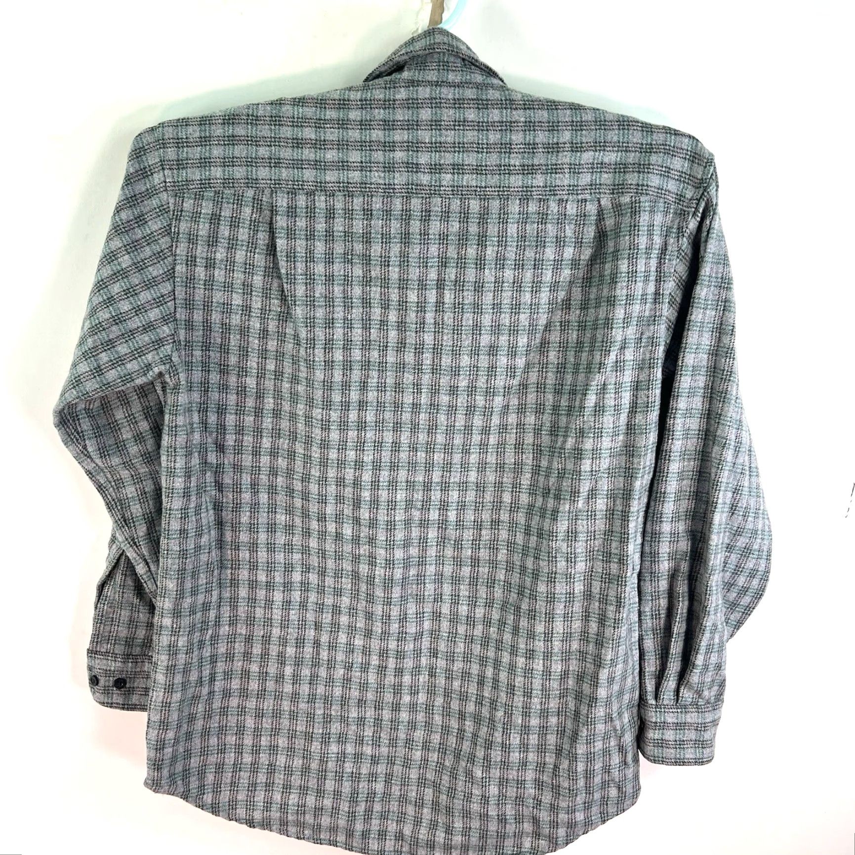 Pendleton Vintage Pendleton Men's Flannel Shirt Size M Gray Plaid Button-Up Casual Long Sleeve Regular Fit Size US M / EU 48-50 / 2 - 6 Thumbnail