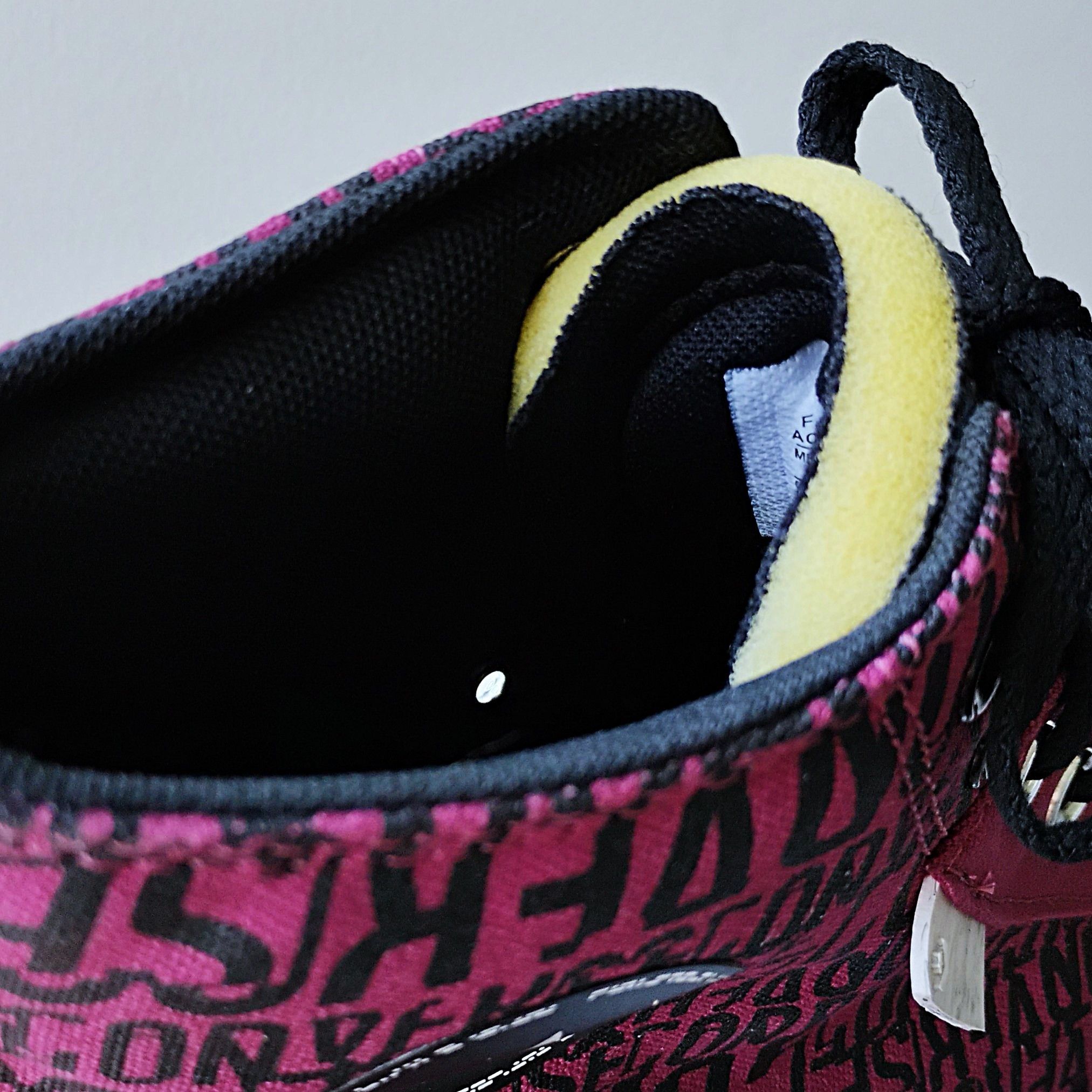 Converse Converse Men's Far From Chuck Sneaker in Nice Maroon / Black Size US 10 / EU 43 - 14 Thumbnail