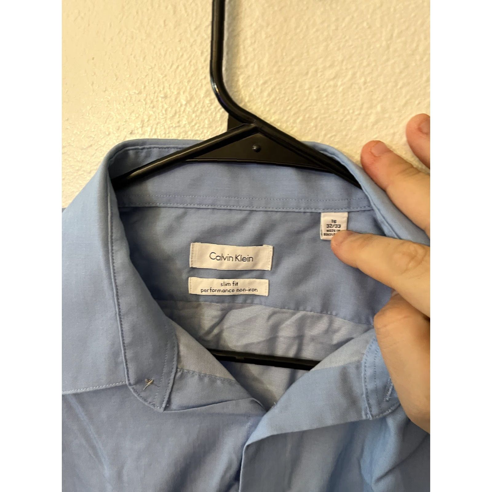 Calvin Klein VINTAGE Calvin Klein Dress Shirt Men 16 Blue Slim Fit Non Iron Business Casual Formal Party Size US L / EU 52-54 / 3 - 2 Thumbnail