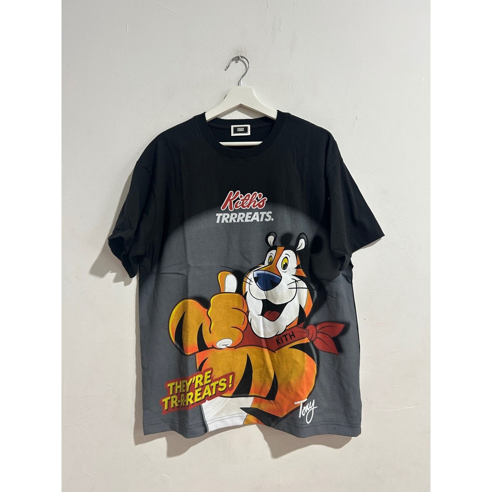 KITH TREATS KELLOGG'S FROSTED FLAKES CERAL VINTAGE TEE SZ M