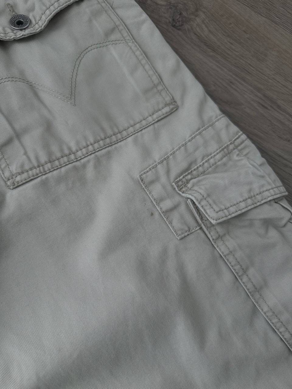 Levi's × Vintage Vintage Levis White Baggy Cargo Pants Size US 33 - 10 Thumbnail