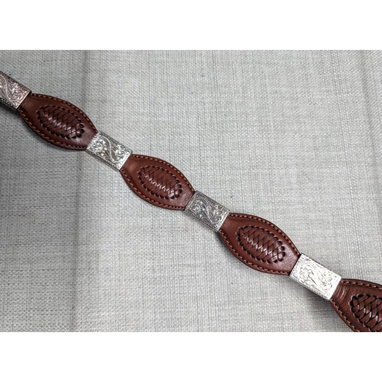 Vintage VINTAGE Justin western belt Concho tooled leather brown 32 buckle scalloped belt rodeo Southwestern Mens Size 32 - 4 Thumbnail