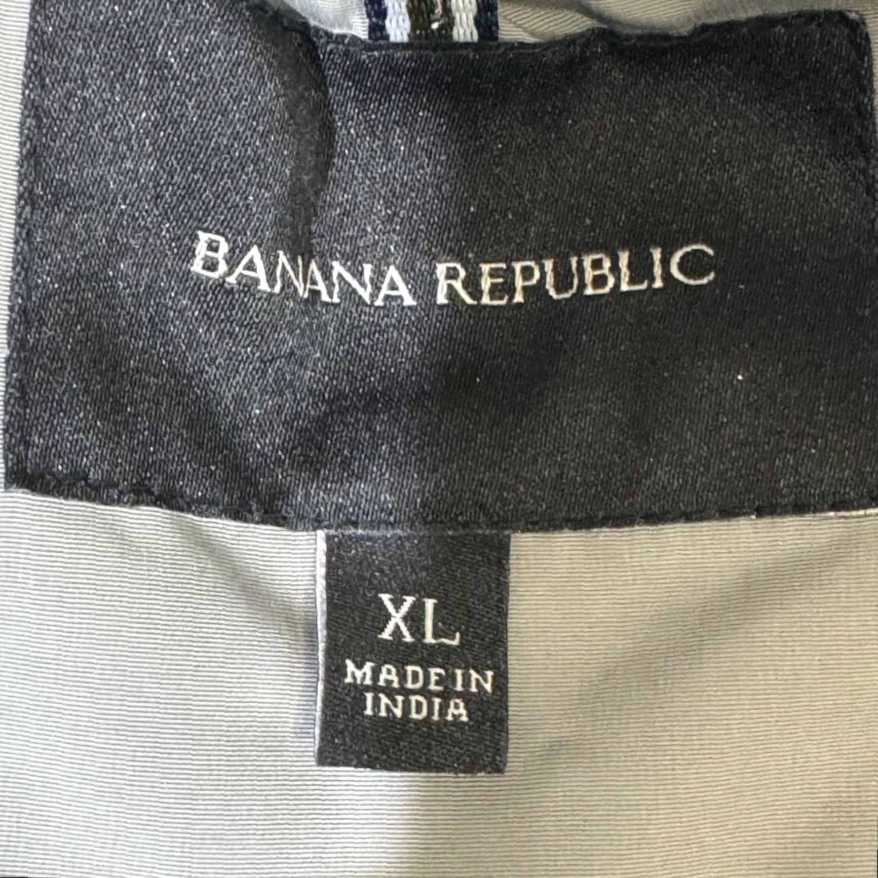Banana Republic Banana Republic Jacket Mens XL Gray Navy Blue Bomber Varsity Snap Front Snaps Front Lined Pockets Lightweight Regular Softshell Size US XL / EU 56 / 4 - 6 Thumbnail