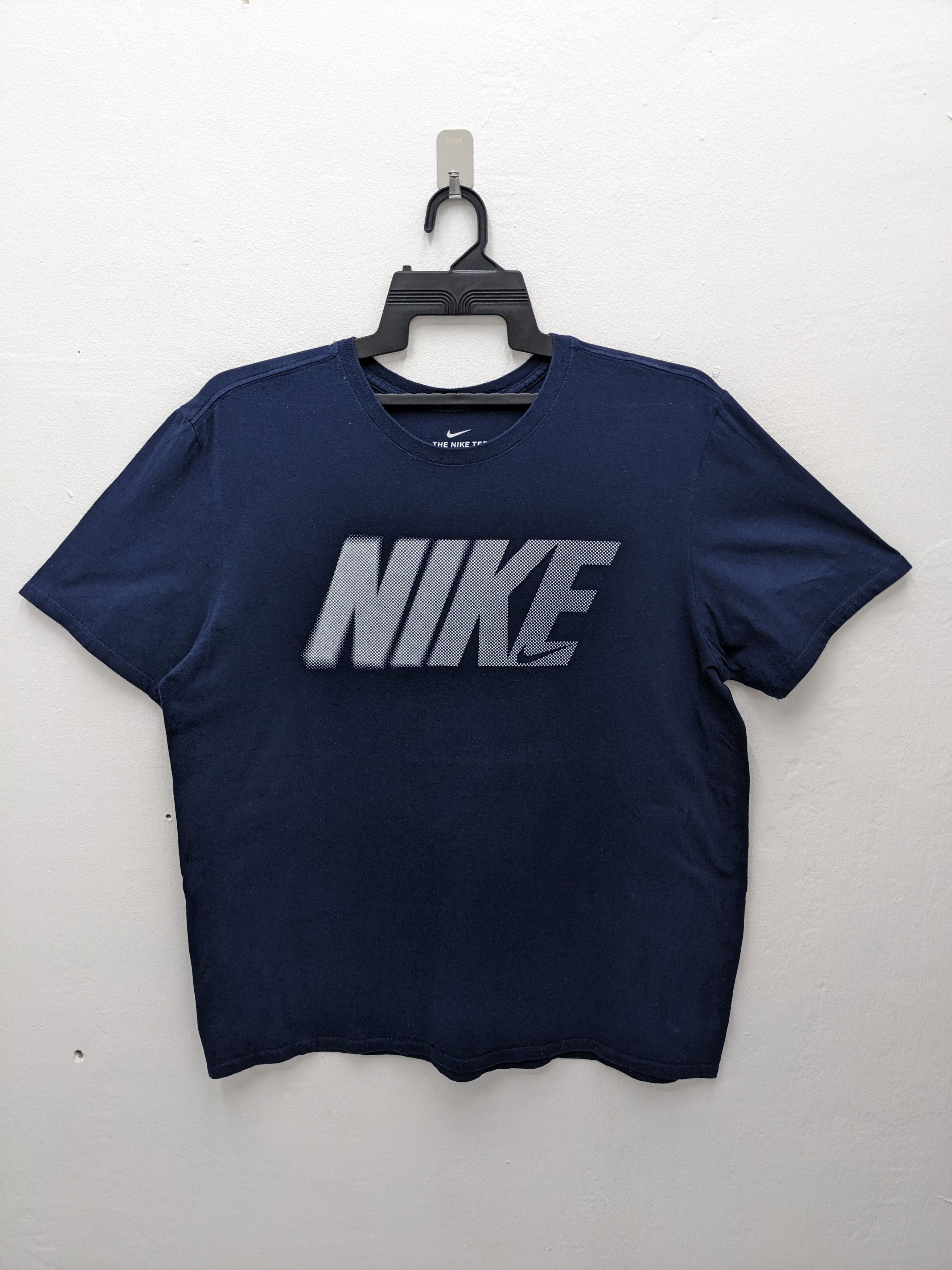 Nike THE NIKE STREETWEAR TSHIRT Size US XL / EU 56 / 4 - 2 Thumbnail