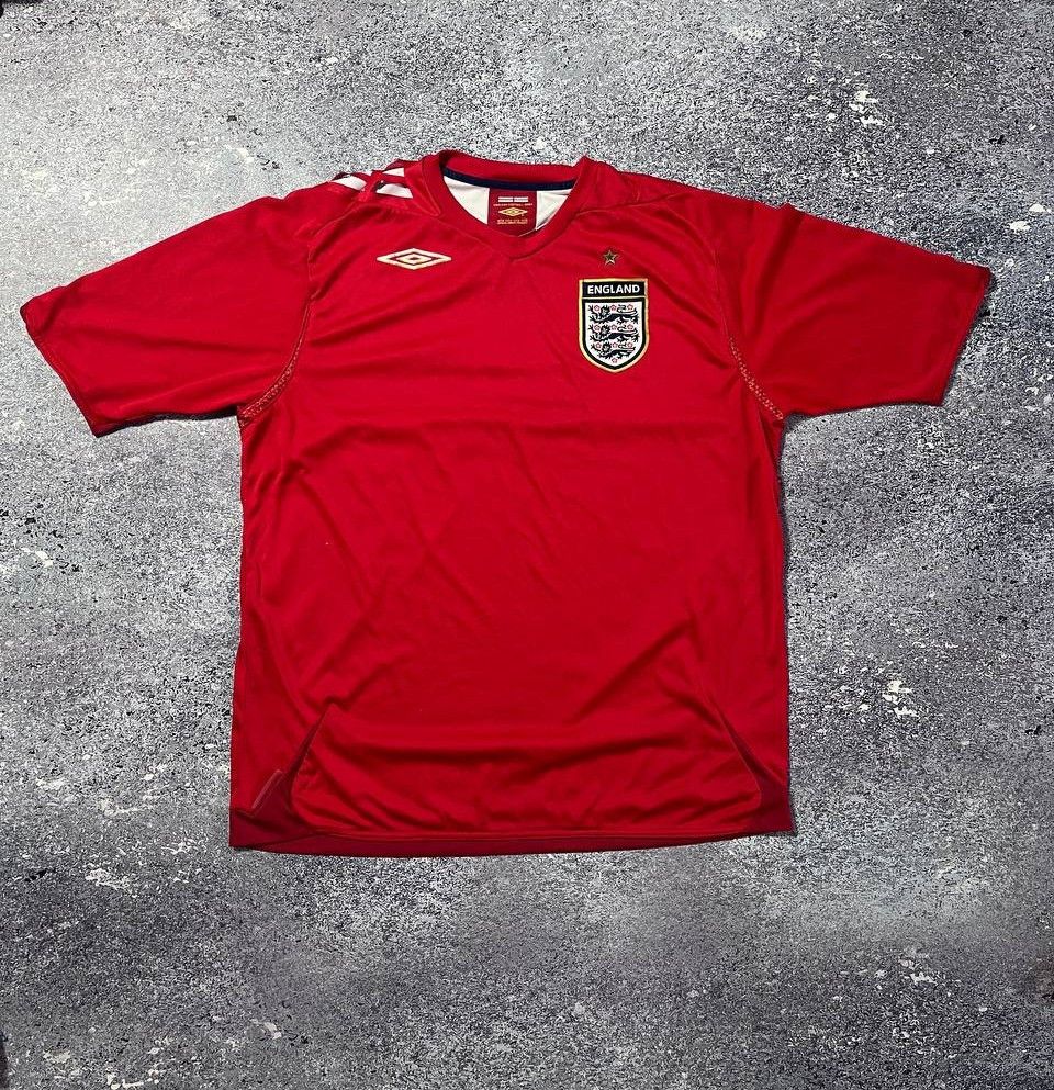Umbro Official England football shirt Umbro Soccer Jersey size XL Size US XL / EU 56 / 4 - 1 Thumbnail