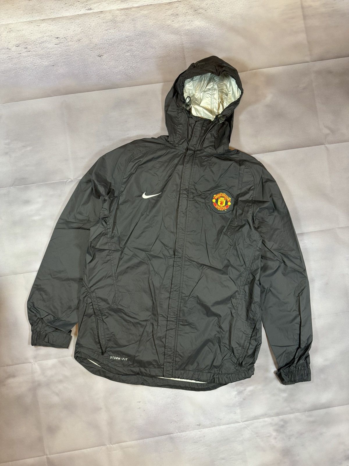 Nike × Vintage Vintage Manchester United Raincoat Training Nike Jacket Size US M / EU 48-50 / 2 - 1 Thumbnail