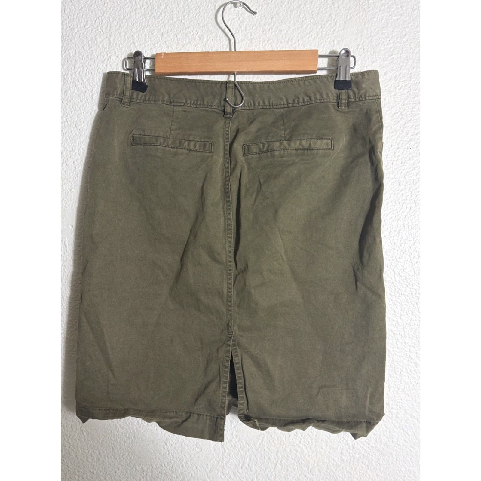 Banana Republic VINTAGE? Banana Republic Army Green Skirt Cotton 30X20 A-Line Knee Length Pockets Womens Size 4 Size 27" / US 4 / IT 40 - 7 Thumbnail