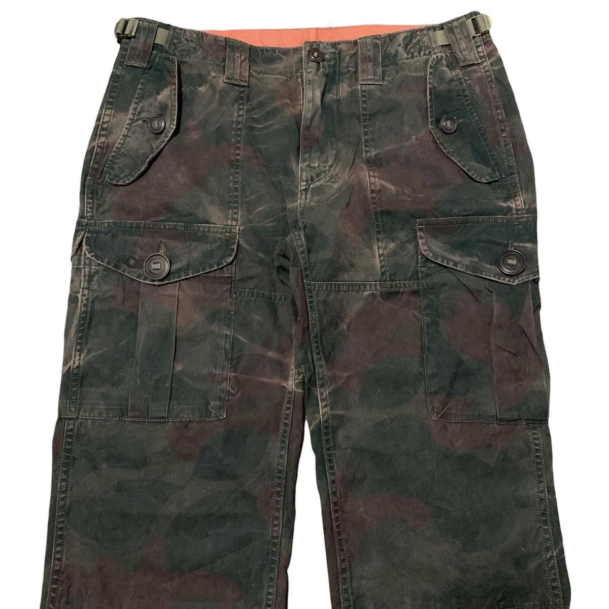 Polo Ralph Lauren Polo Ralph Lauren 00’s Reversible Orange/Camo Cargo Pants Size US 32 / EU 48 - 2 Thumbnail