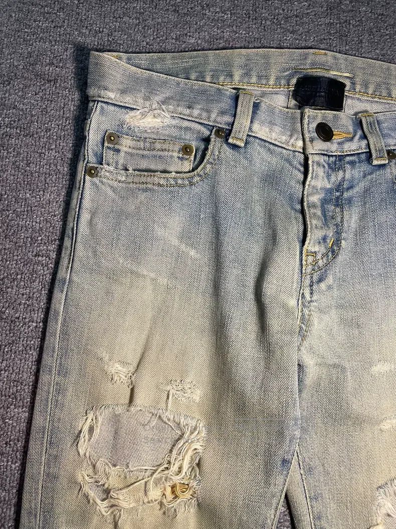 Saint Laurent Paris Saint Laurent Paris Mud Stained Destroyed Blue Denim Jeans Size US 26 / EU 42 - 3 Thumbnail