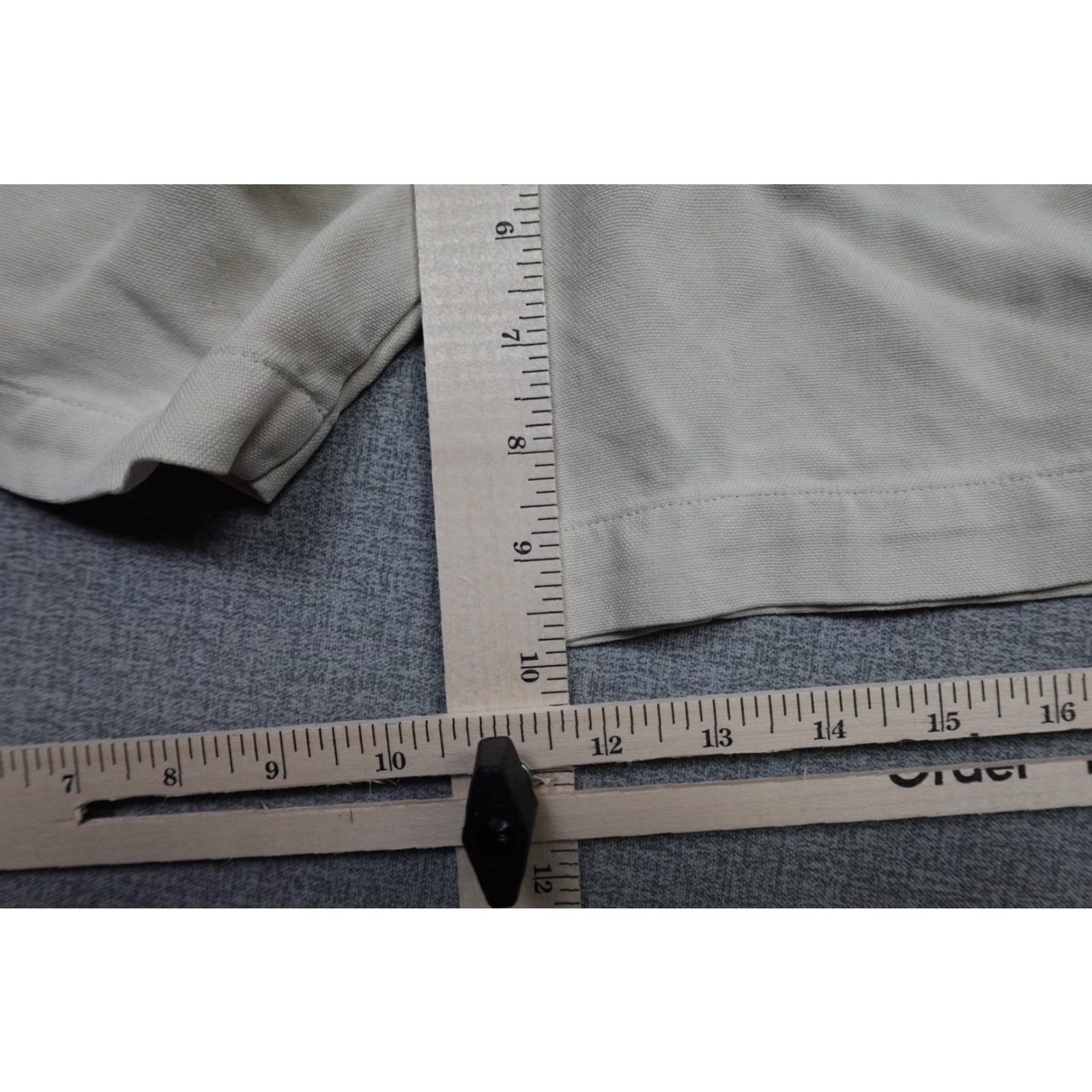 Tommy Bahama Tommy Bahama Shorts Mens 38 Beige Silk Lightweight Outdoor Relaxed Beach Silky Chino 5-Pocket Zip Front Flat Front Logo Mens Size US 38 / EU 54 - 3 Thumbnail