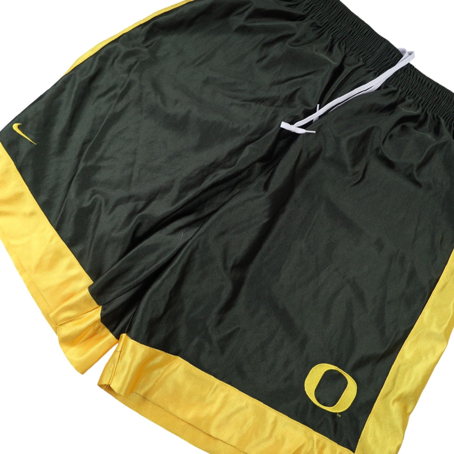 Nike VINTAGE Nike University of Oregon Ducks Basketball Shorts Mens XL Green Size US 36 / EU 52 - 2 Thumbnail