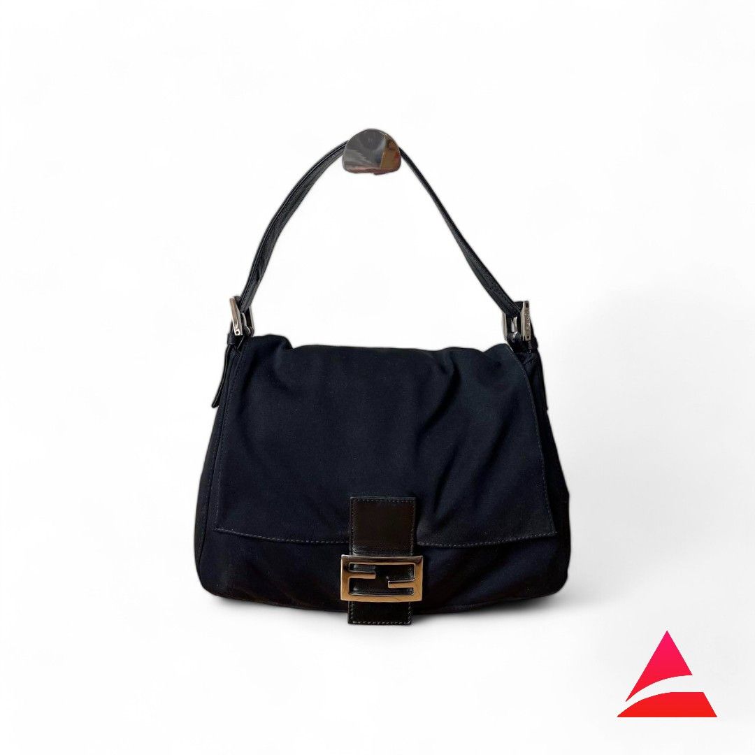 Fendi Fendi - Mamma Bucket Handbag One Shoulder Black Size ONE SIZE - 1 Thumbnail