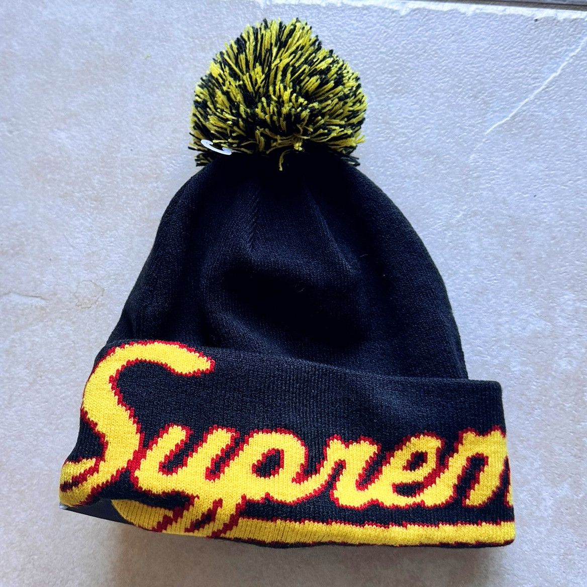 Supreme Supreme x New Era Script Cuff Beanie FW 19 BLACK Size ONE SIZE - 5 Thumbnail