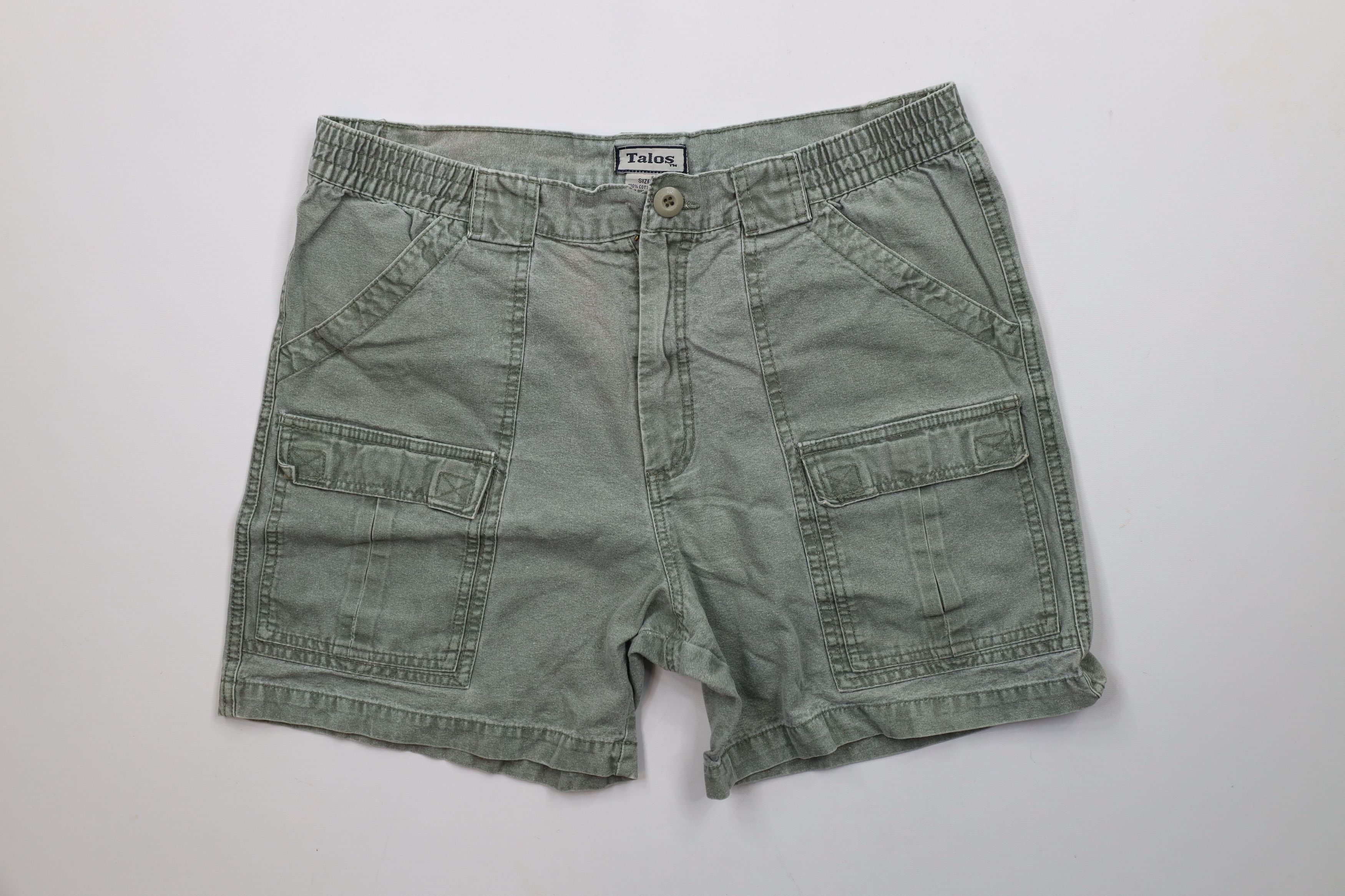 Vintage Vintage 90s Streetwear Above Knee Front Pocket Cargo Shorts Size US 36 / EU 52 - 1 Thumbnail