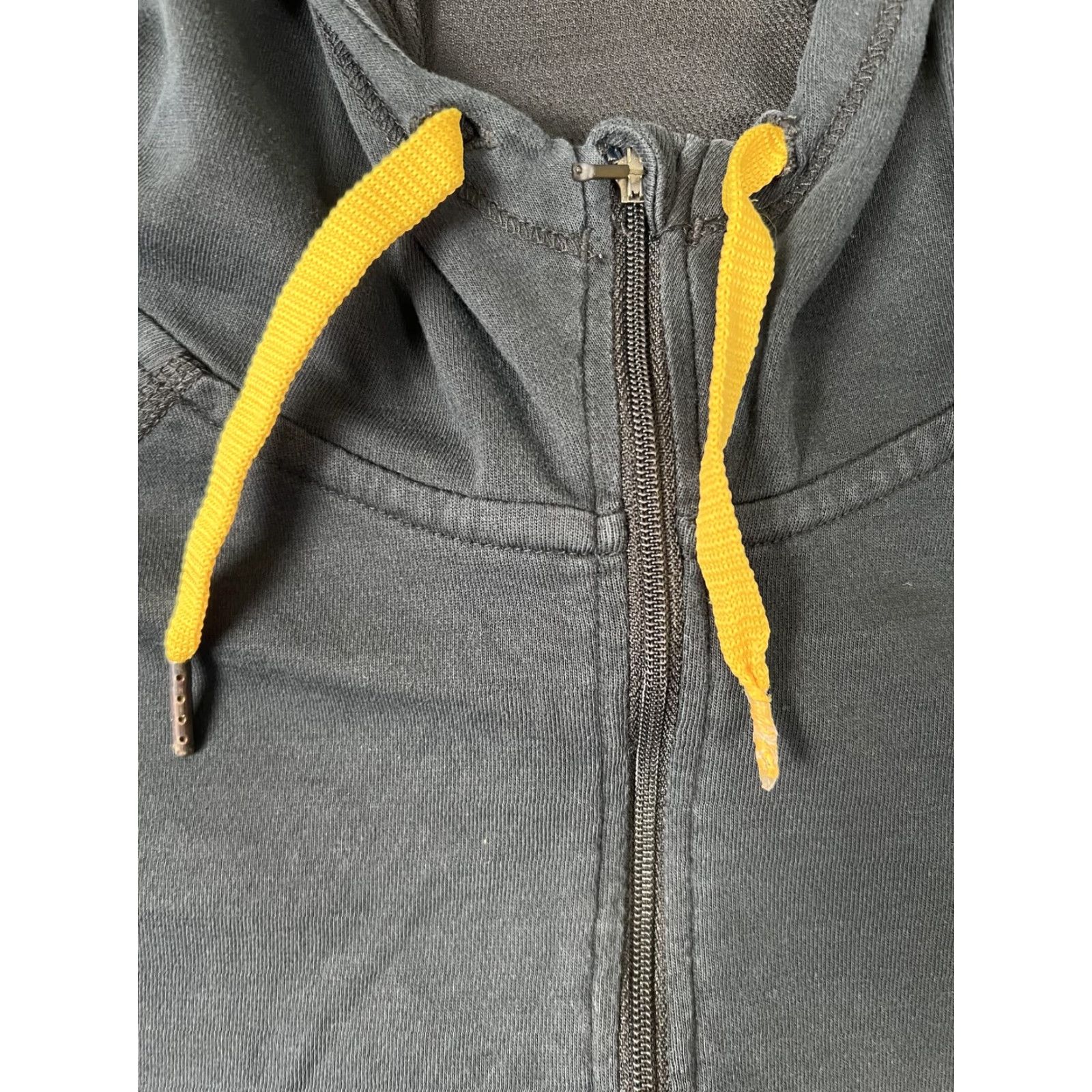 Nike Nike Dri-Fit Livestrong Hoodie Womens Medium Black 1/2 Zip Graphic Print Pockets Logo Nike Swoosh Size M / US 6-8 / IT 42-44 - 3 Thumbnail