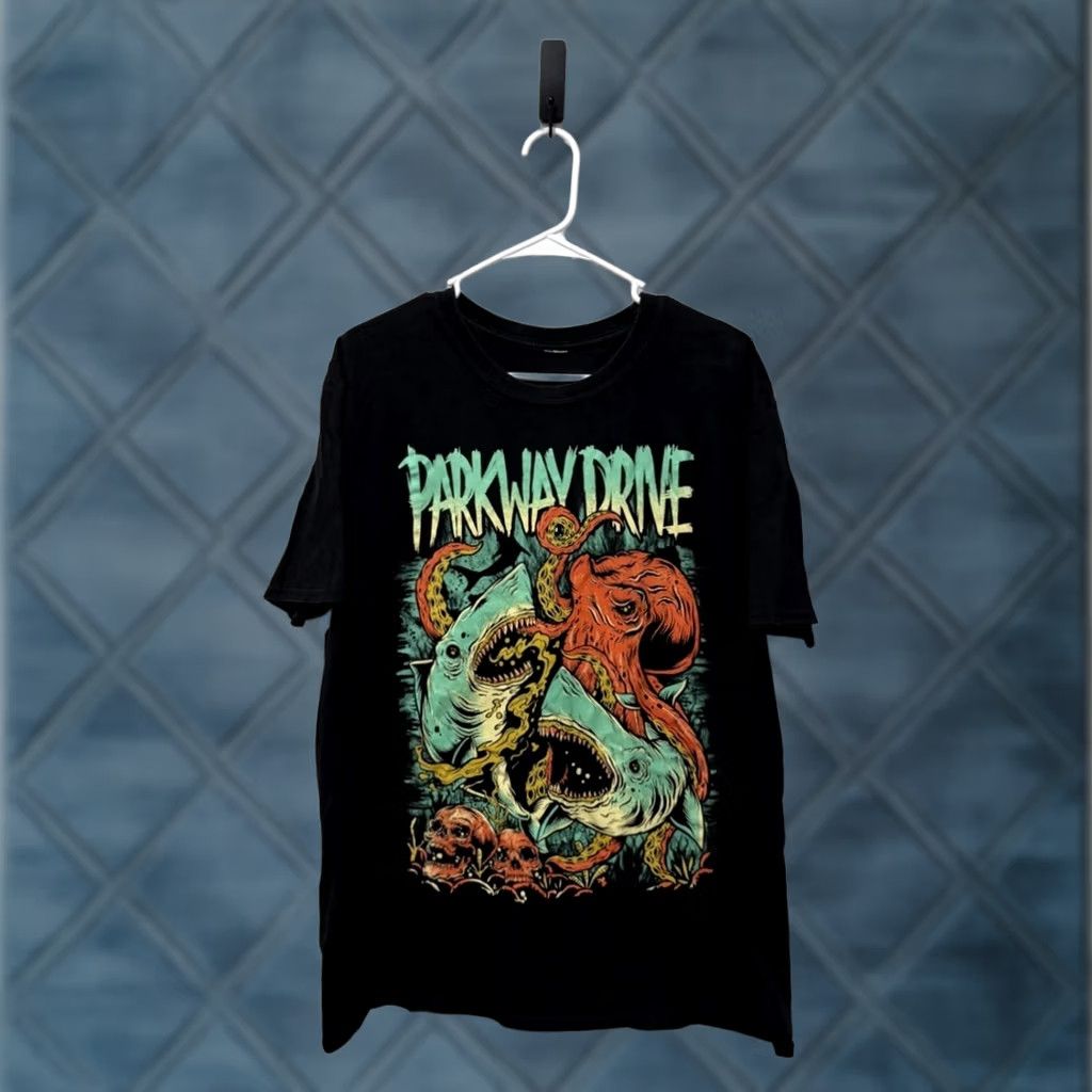 Tultex VINTAGE Tultex T-Shirt Mens XL Black Parkway Drive Sharktopus Emo Pop Punk Hardcore Shirt Size US XL / EU 56 / 4 - 1 Thumbnail