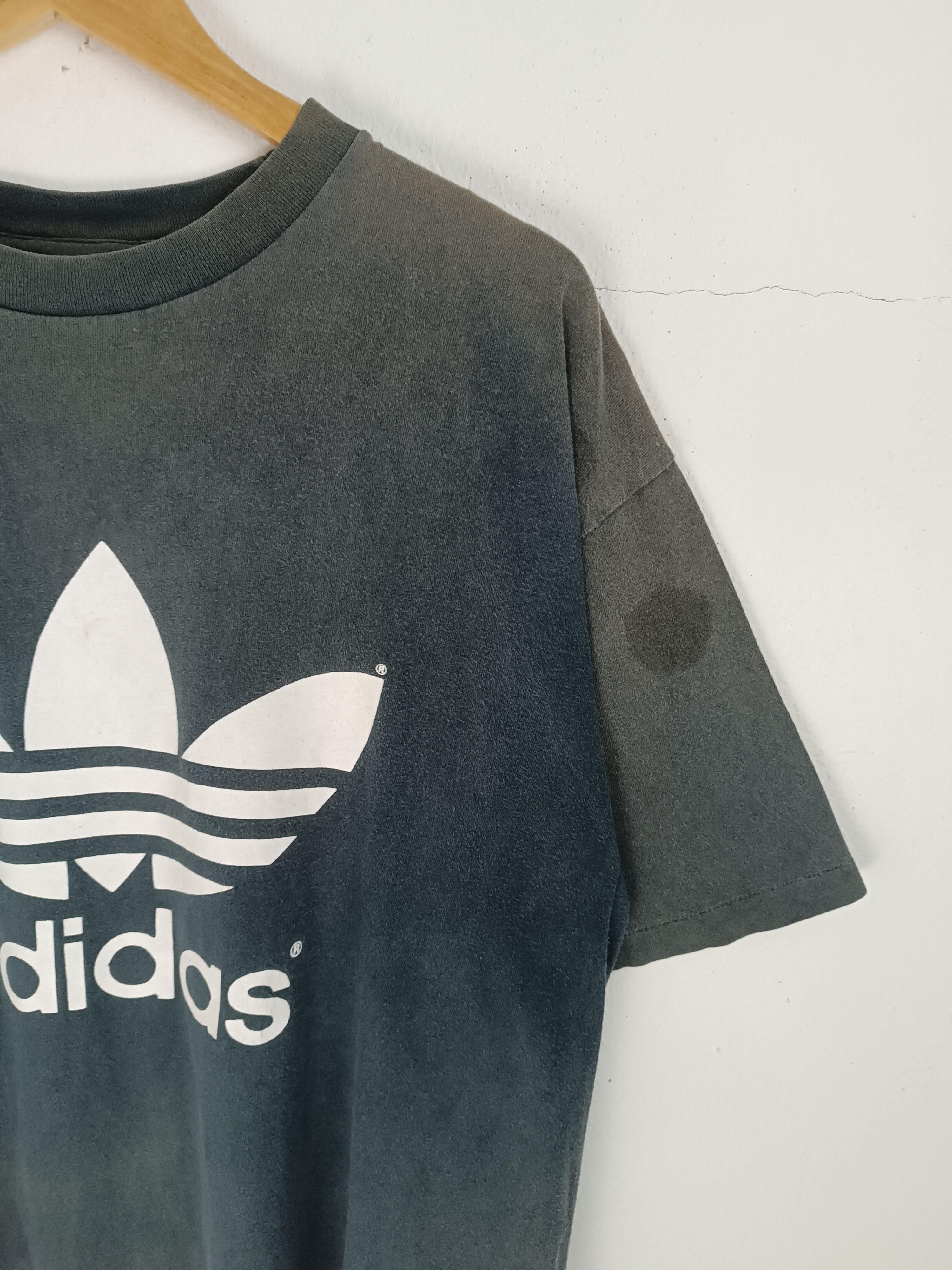 Adidas THRASHED FADED VINTAGE 90'S ADIDAS TREFOIL STITCH VERY RARE Size US XL / EU 56 / 4 - 6 Thumbnail