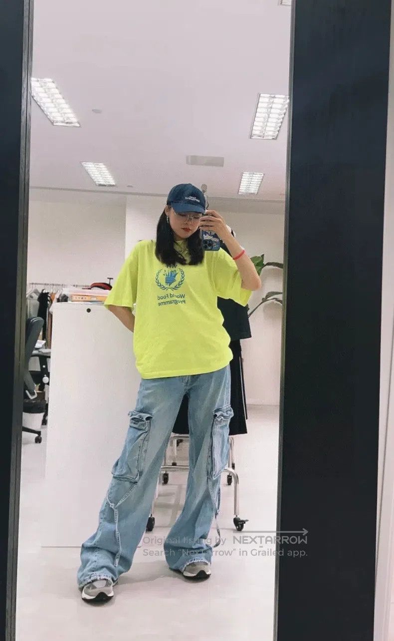 Balenciaga Balenciaga WFP Limited Edition Fluorescent Yellow Short Sl Size US S / EU 44-46 / 1 - 7 Thumbnail