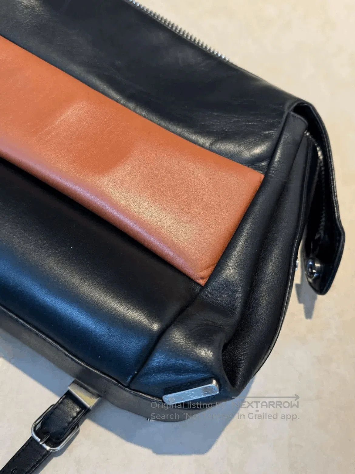 Balenciaga Balenciaga Joint Leather Shoulder Bag. Size ONE SIZE - 5 Thumbnail
