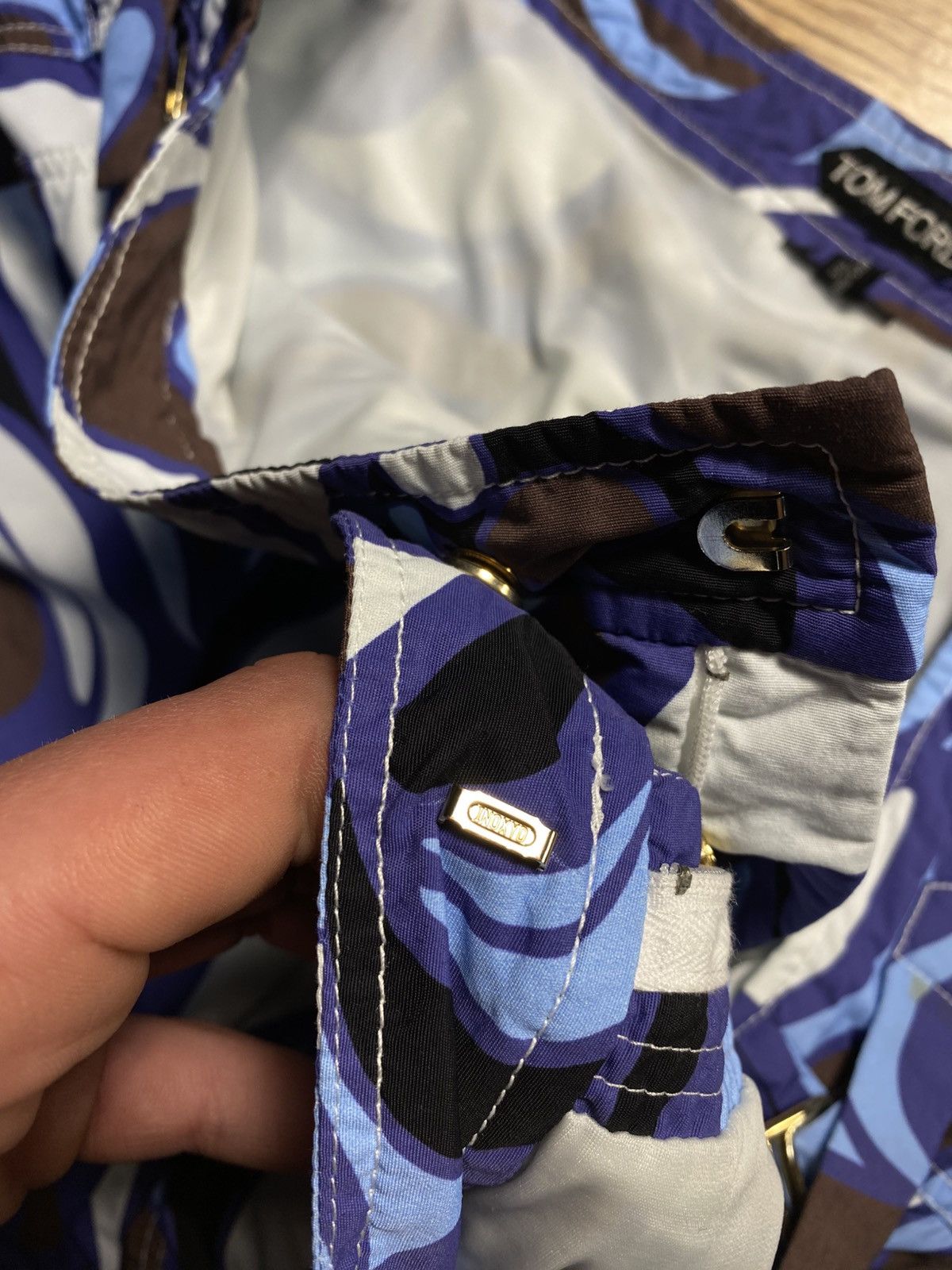 Tom Ford TOM FORD Blue Abstract Print Swim Trunks Men's Size 52 / XL Size US 36 / EU 52 - 9 Thumbnail