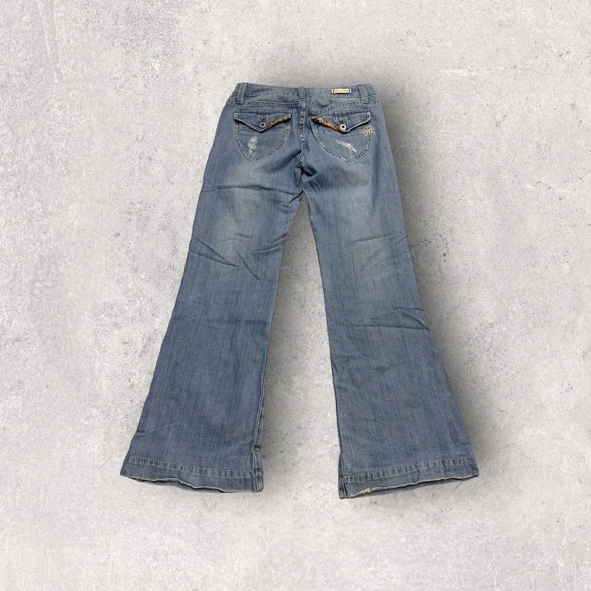 Miss Me × Vintage Vintage Miss Me flare jeans Size 27" / US 4 / IT 40 - 1 Thumbnail