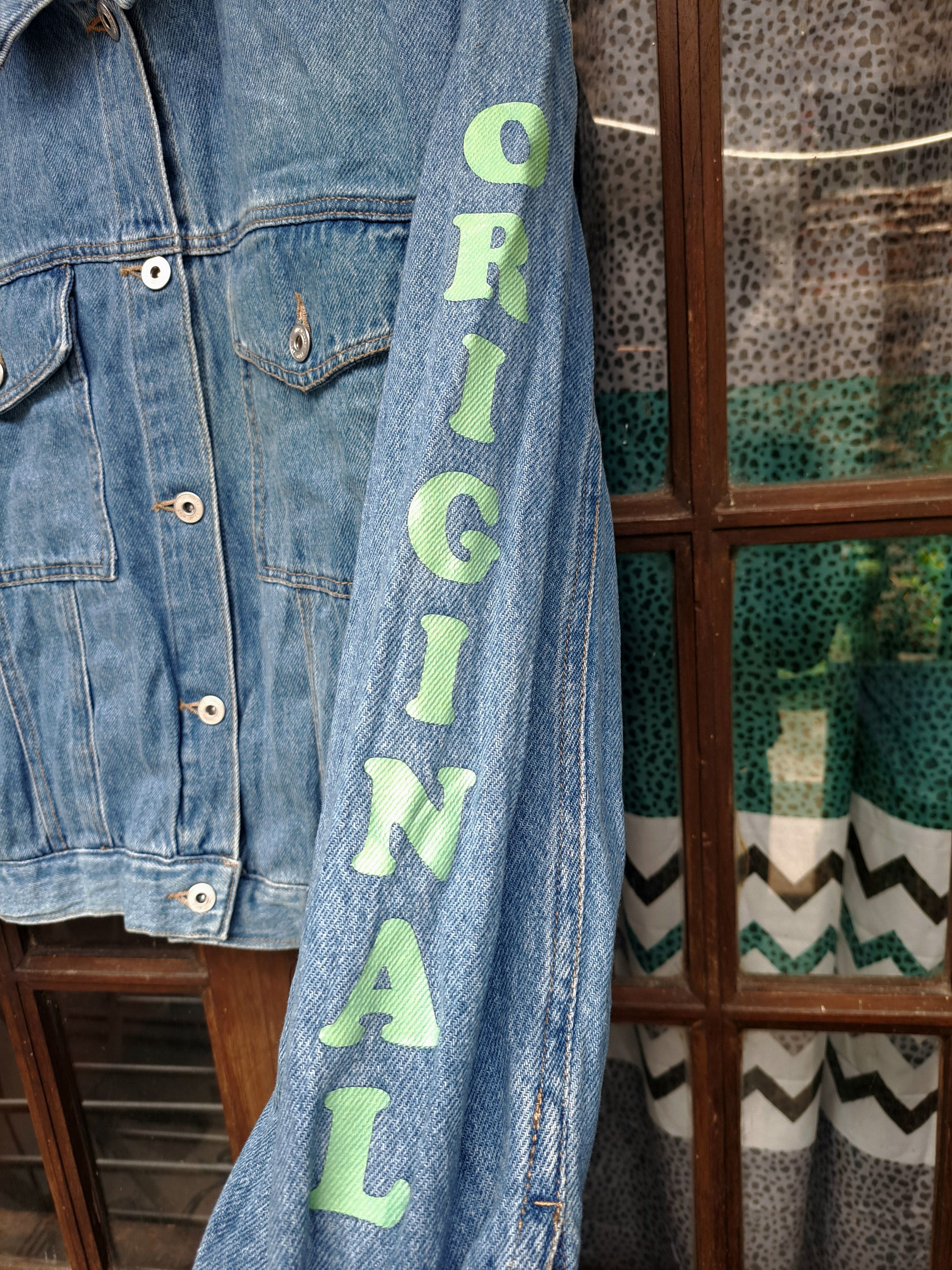 Disney × Mickey Mouse Disney x Frank stone Mickey Mouse Denim Jacket Womens M Size M / US 6-8 / IT 42-44 - 4 Thumbnail