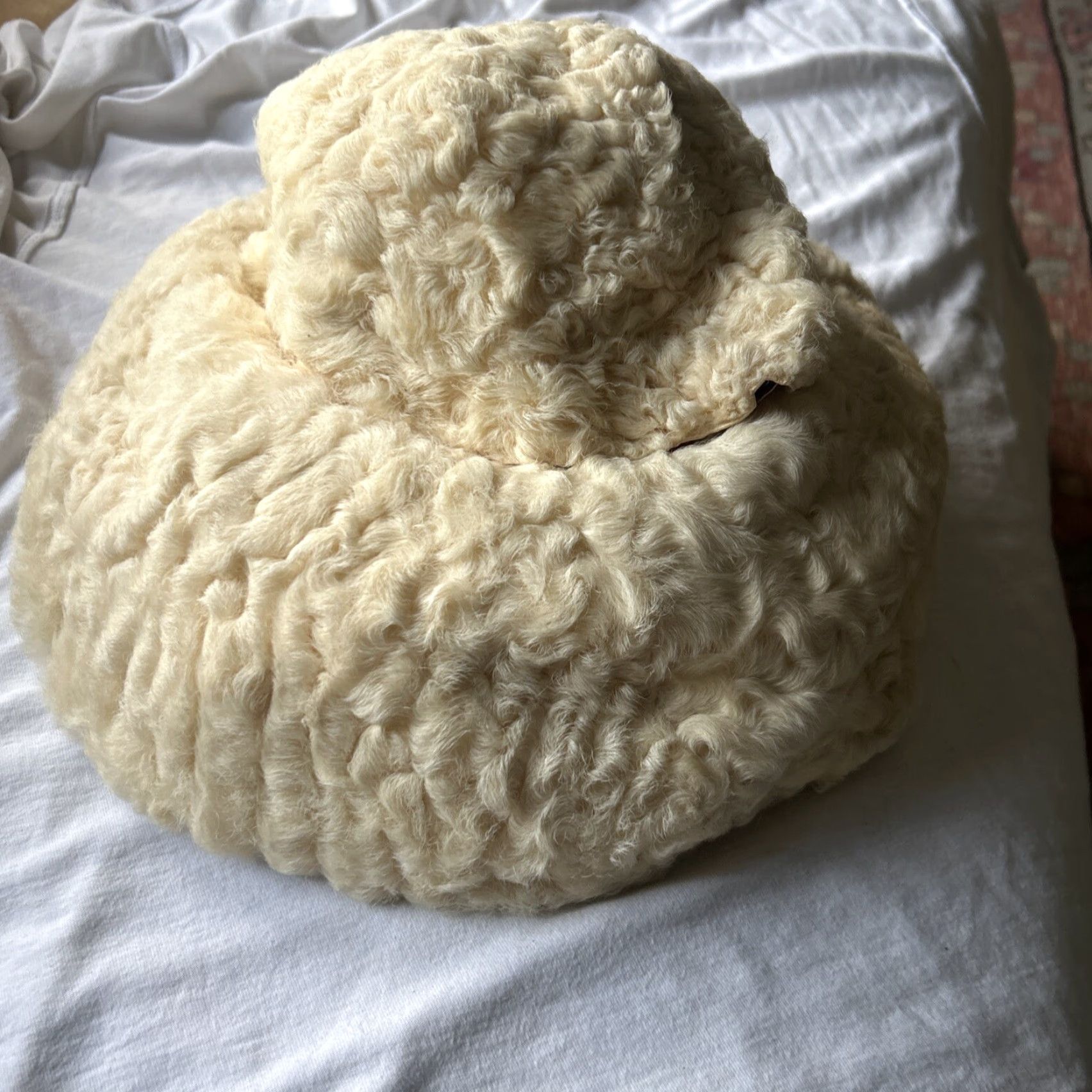 Vintage VINTAGE Irene of New York Hat Ivory Persian Lamb Small SM 1960s Elegant Womens Size ONE SIZE - 6 Thumbnail
