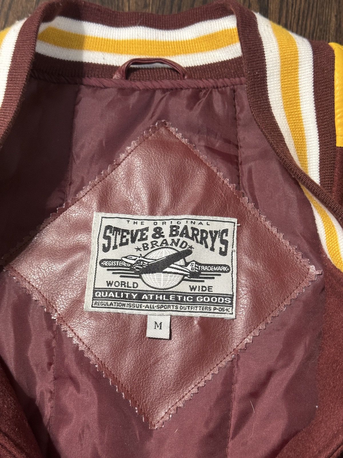 Steve And Barrys Steve & Barry's (CMU) Maroon & Yellow Varsity Jacket Size US M / EU 48-50 / 2 - 3 Thumbnail