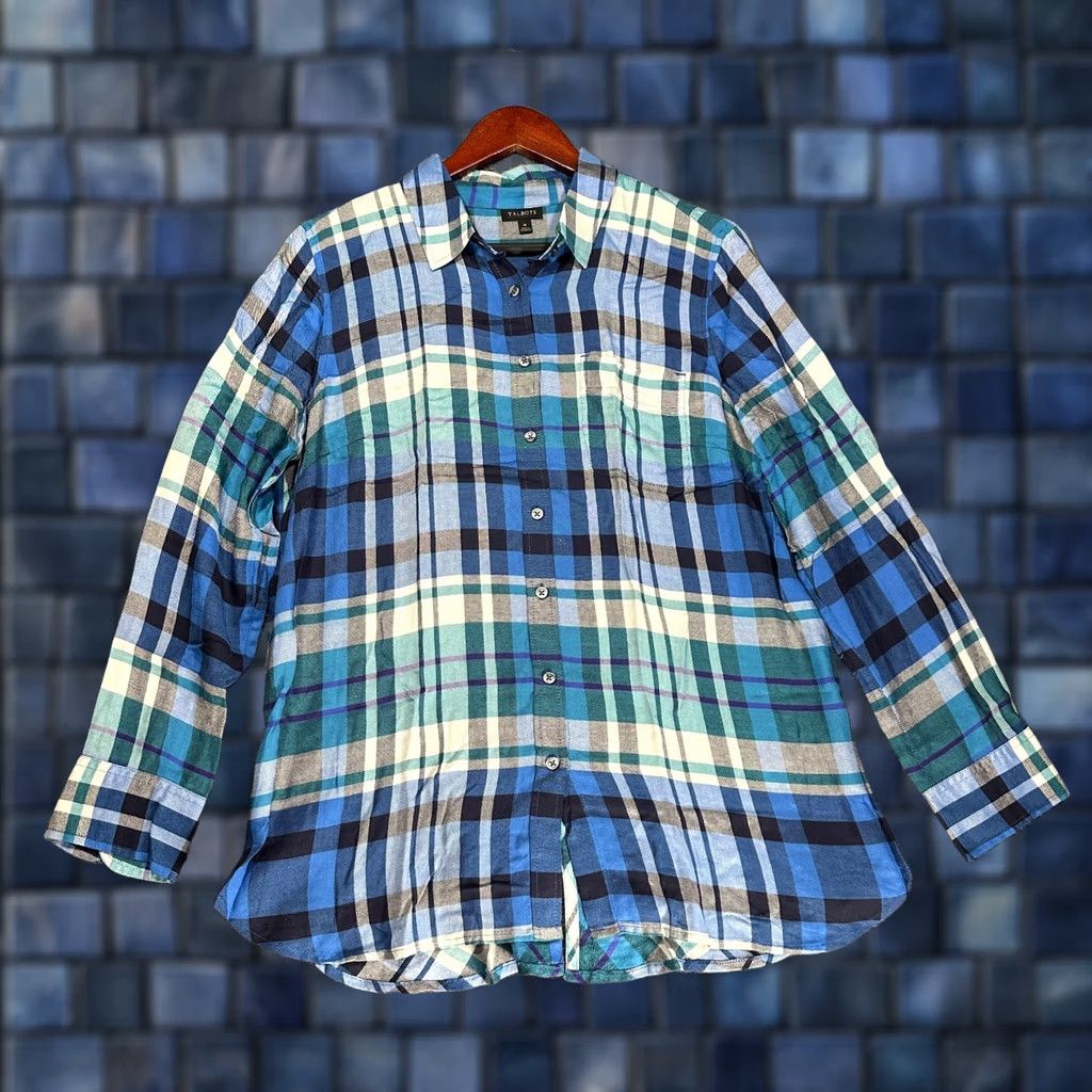 Talbots Talbots Womens Medium Blue Plaid Shirt Button Up Blouse Pocket Button Cuffs Size M / US 6-8 / IT 42-44 - 1 Thumbnail