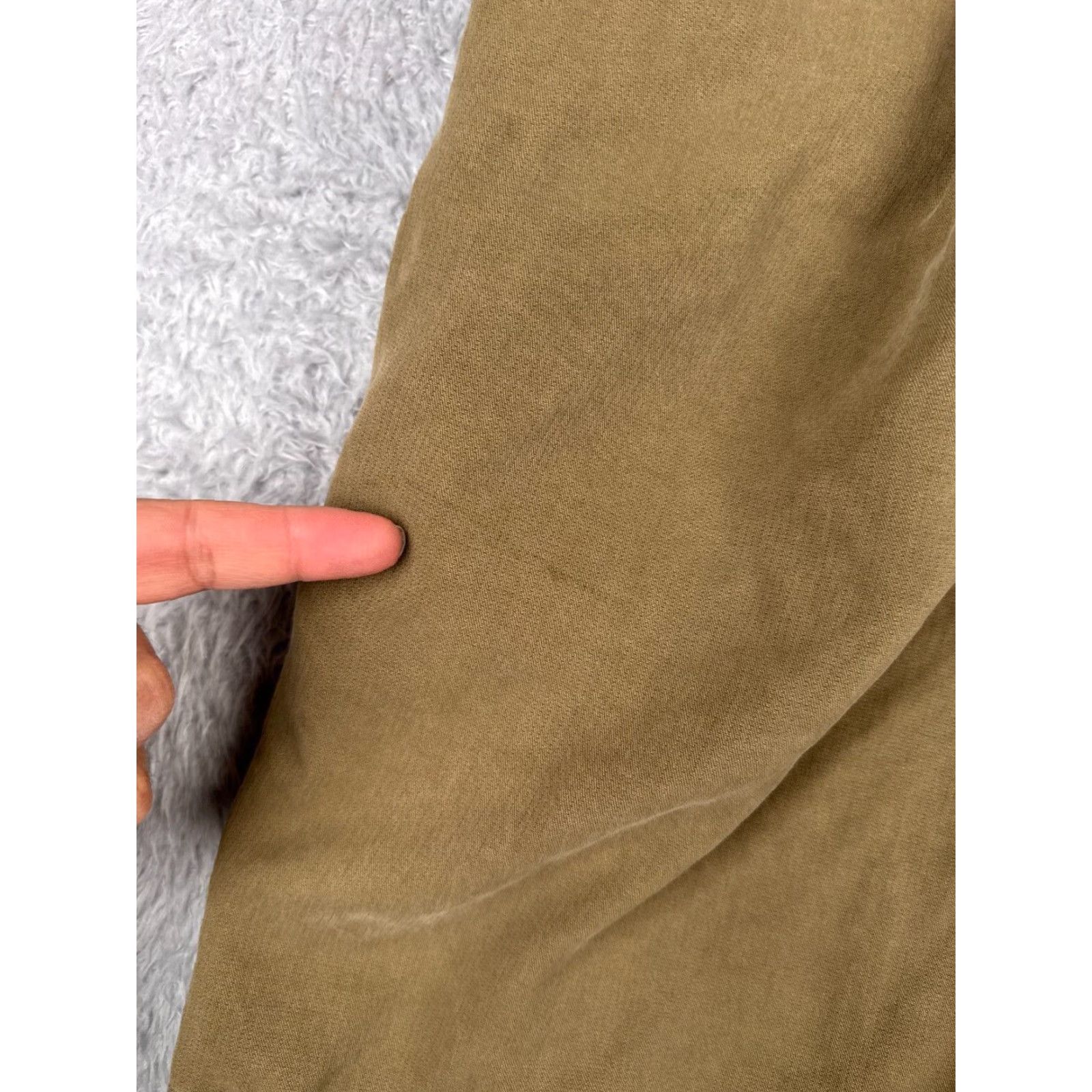Tommy Bahama Tommy Bahama Shorts Men 40 Beige Bermuda 100% Silk Pleated Beach Vacation 38x8 Size US 40 / EU 56 - 6 Thumbnail