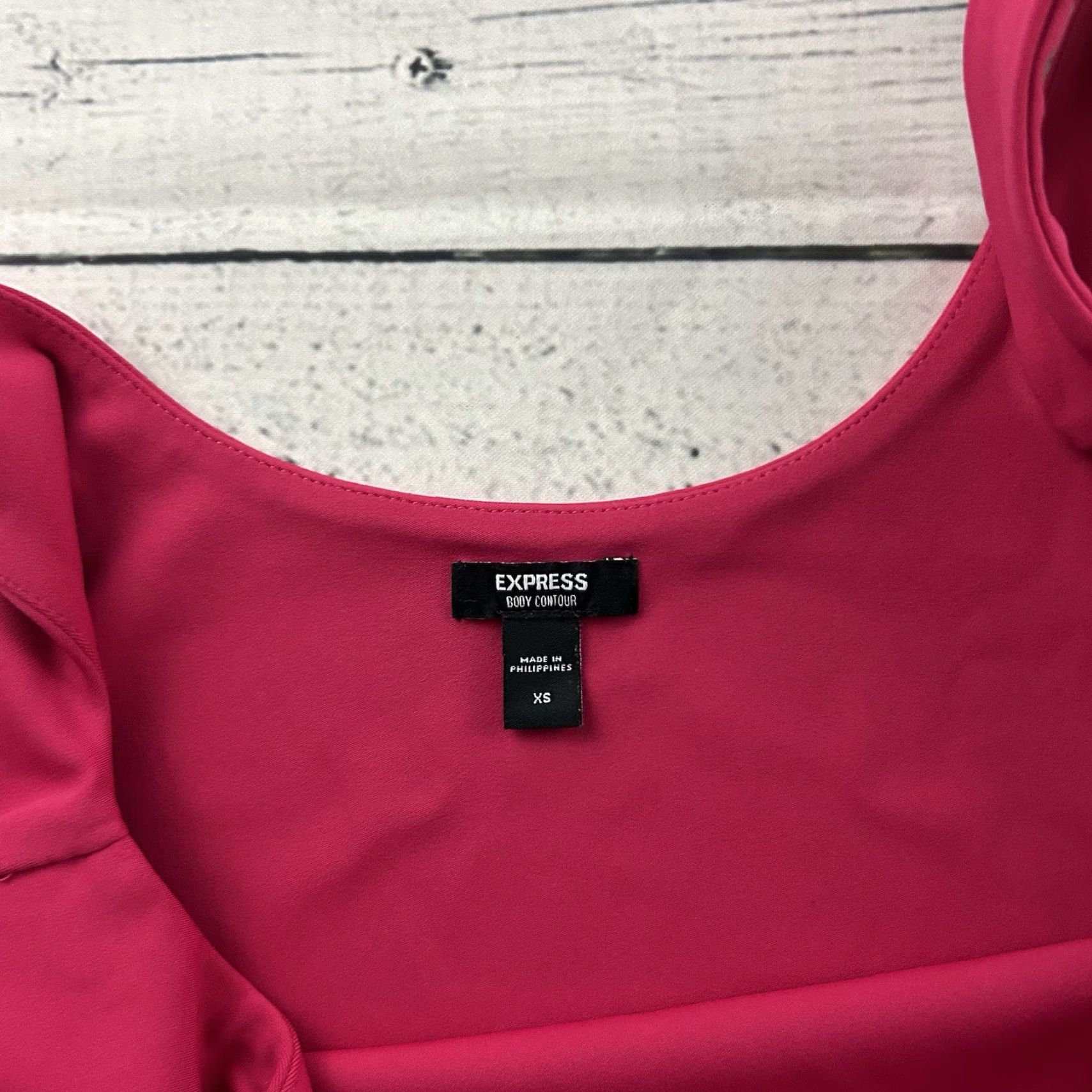 Express Express Body Contour Sleeveless Tank Top Bodysuit Women’s XS Hot Pink Tank XS Women Pink Express Shirt Size XS / US 0-2 / IT 36-38 - 4 Thumbnail