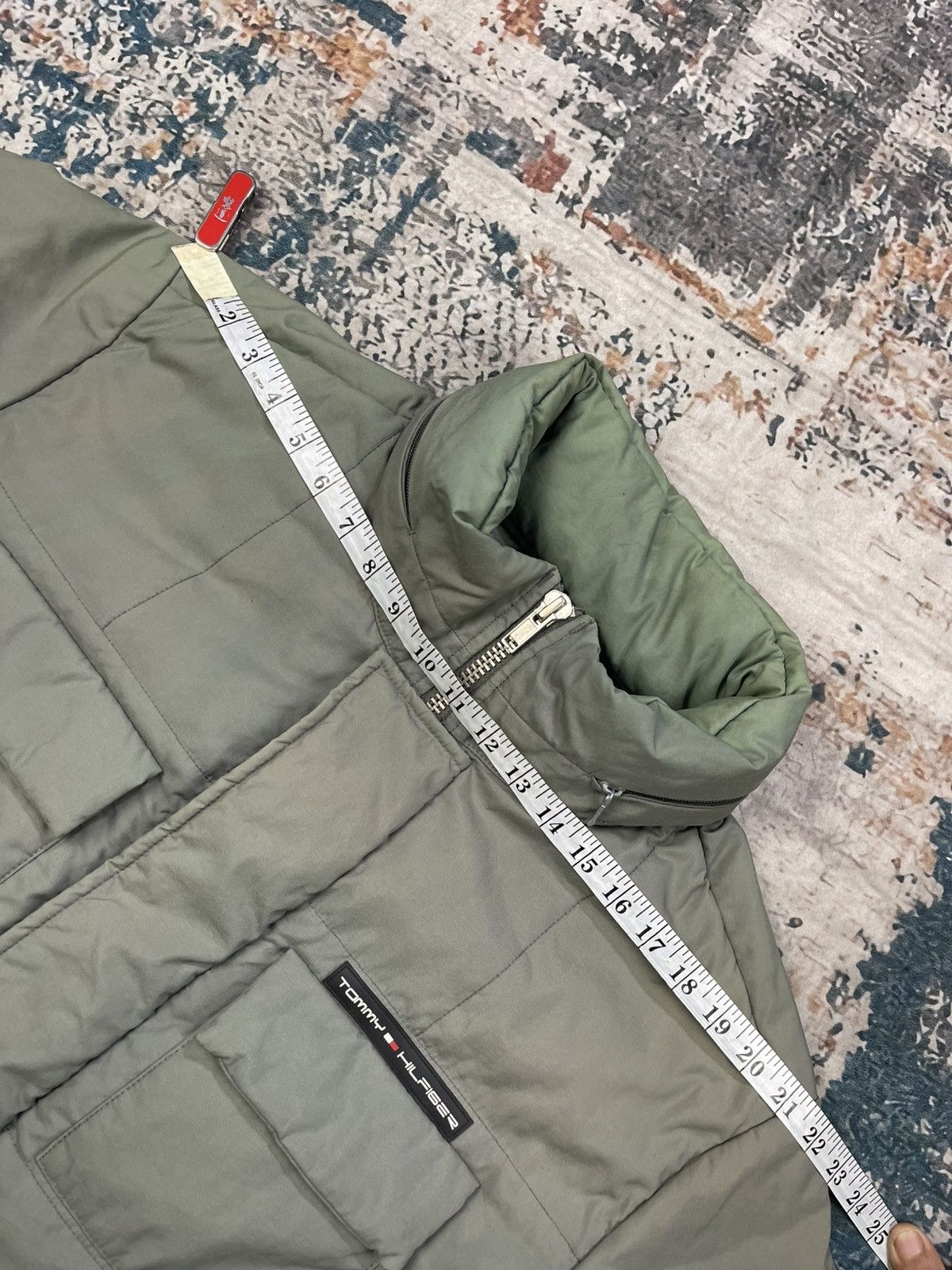 Tommy Hilfiger Vtg Y2k Tommy Hilfiger Multi Pocket Down Jacket Size US L / EU 52-54 / 3 - 20 Thumbnail
