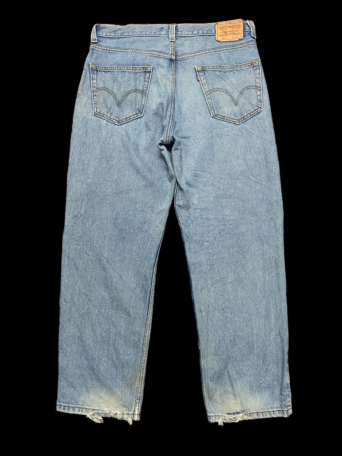 Levi's Vintage Levi's 550 Jeans Relaxed Light Wash Blue Denim Size US 34 / EU 50 - 2 Thumbnail