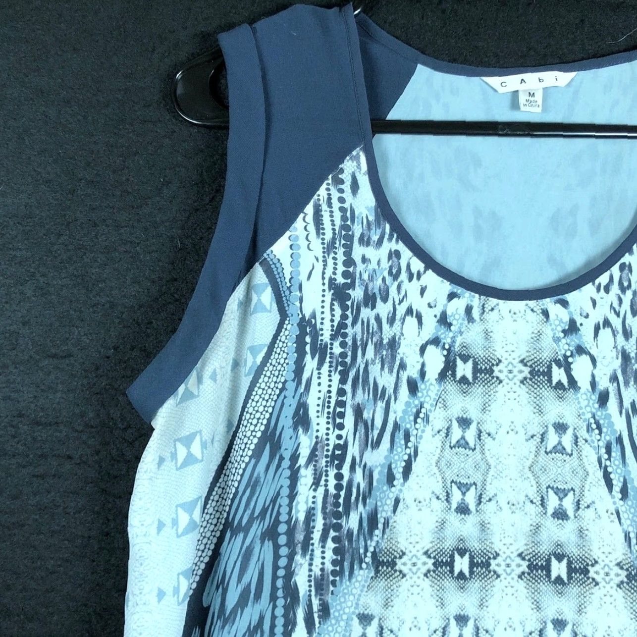 Vintage CAbi Blouse Women Blue Gray Scoop Neck Sleeveless Lightweight Sheer Tunic Medium Size M / US 6-8 / IT 42-44 - 4 Thumbnail