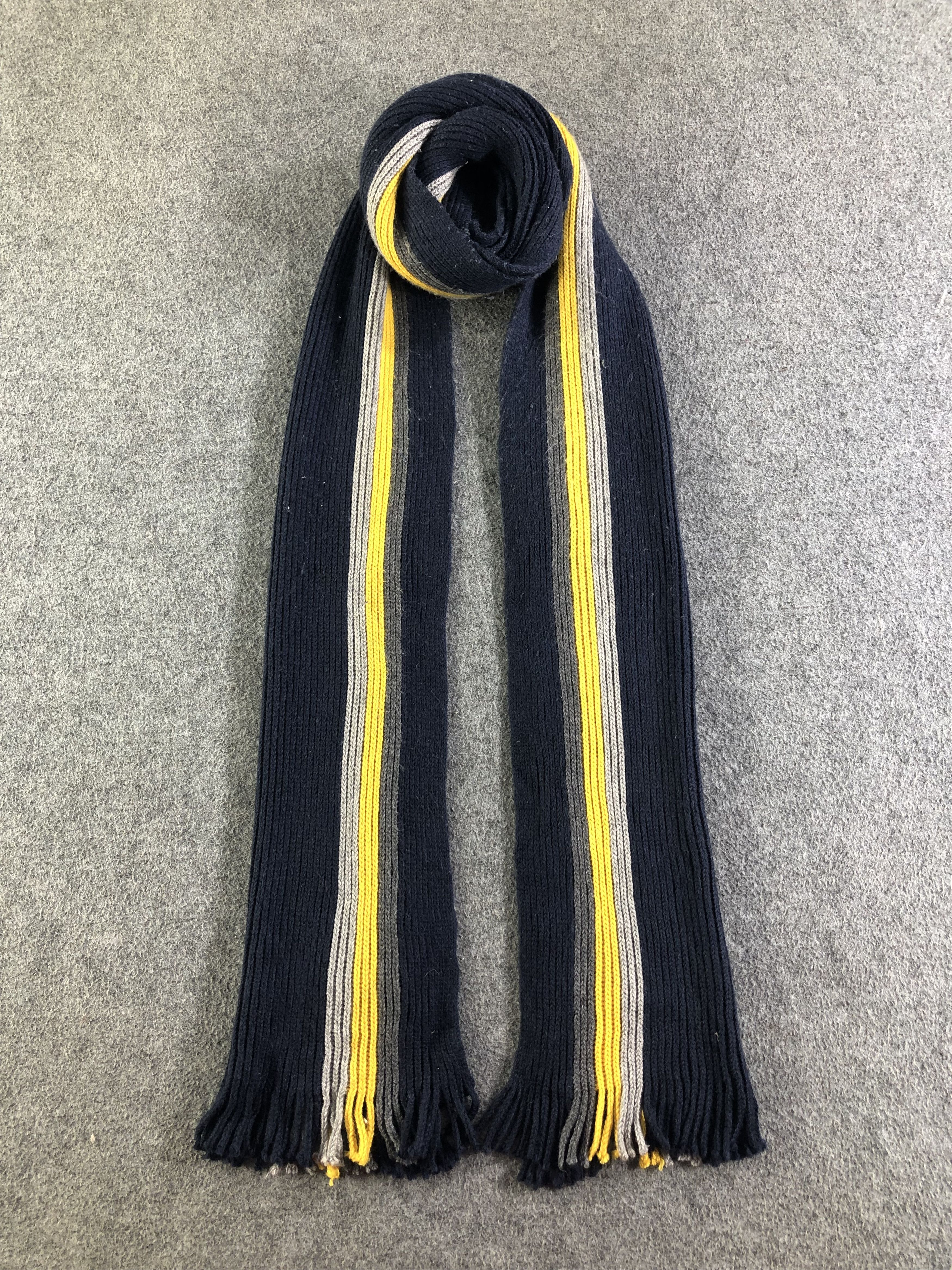 Banana Republic Banana Republic Scarf / Muffler / Neckwear SS1442 Size ONE SIZE - 1 Thumbnail