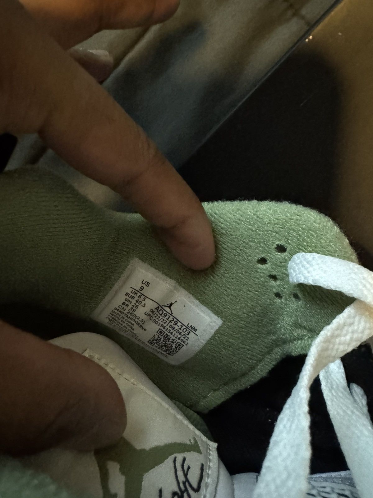 Jordan Brand Jordan 4 “Seafoam” Size US 7.5 / EU 40-41 - 5 Thumbnail
