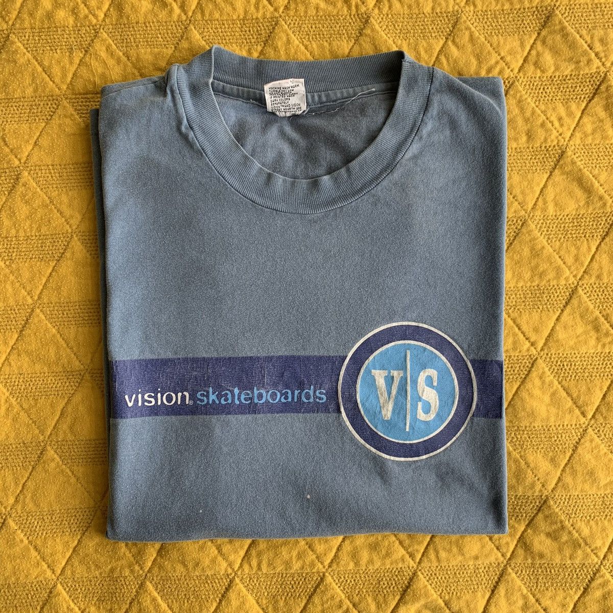 Vintage 80s vintage Vision Streetwear Skate Tee Single Stitched Size US M / EU 48-50 / 2 - 1 Thumbnail