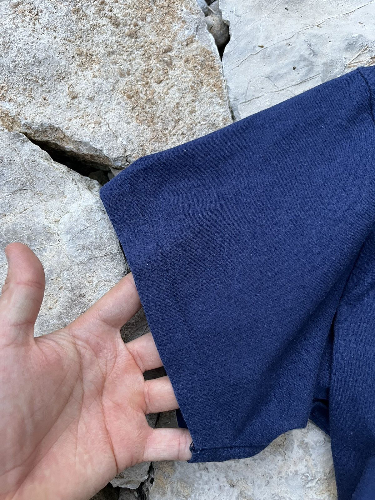 Hanes × Vintage Hanes 90s navy cotton basic tee t-shirt connected blue jeans Size US L / EU 52-54 / 3 - 11 Thumbnail
