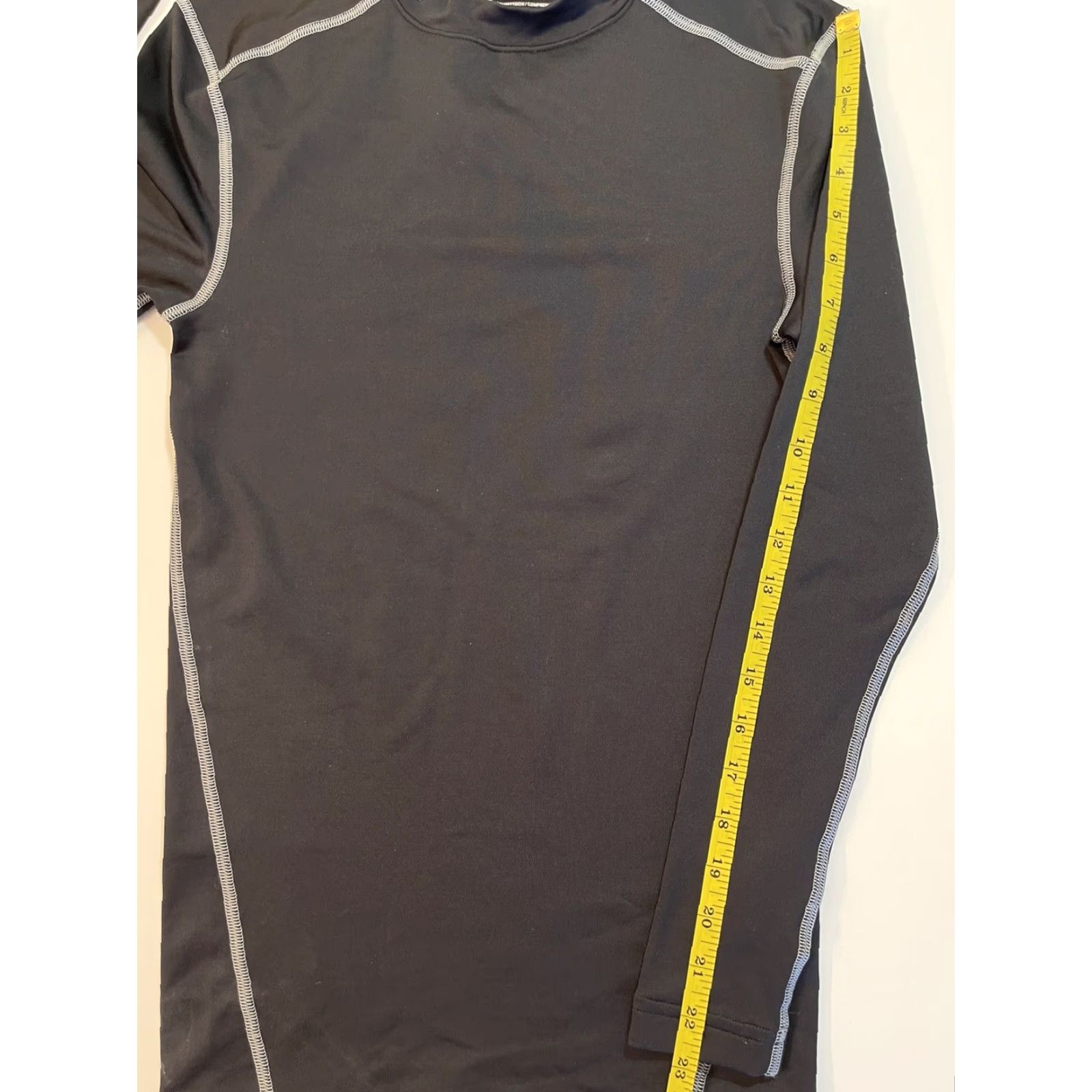 Under Armour Under Armour Mens Coldgear Fitted Mock Athletic Shirt Performance Sports Black S Size US S / EU 44-46 / 1 - 7 Thumbnail