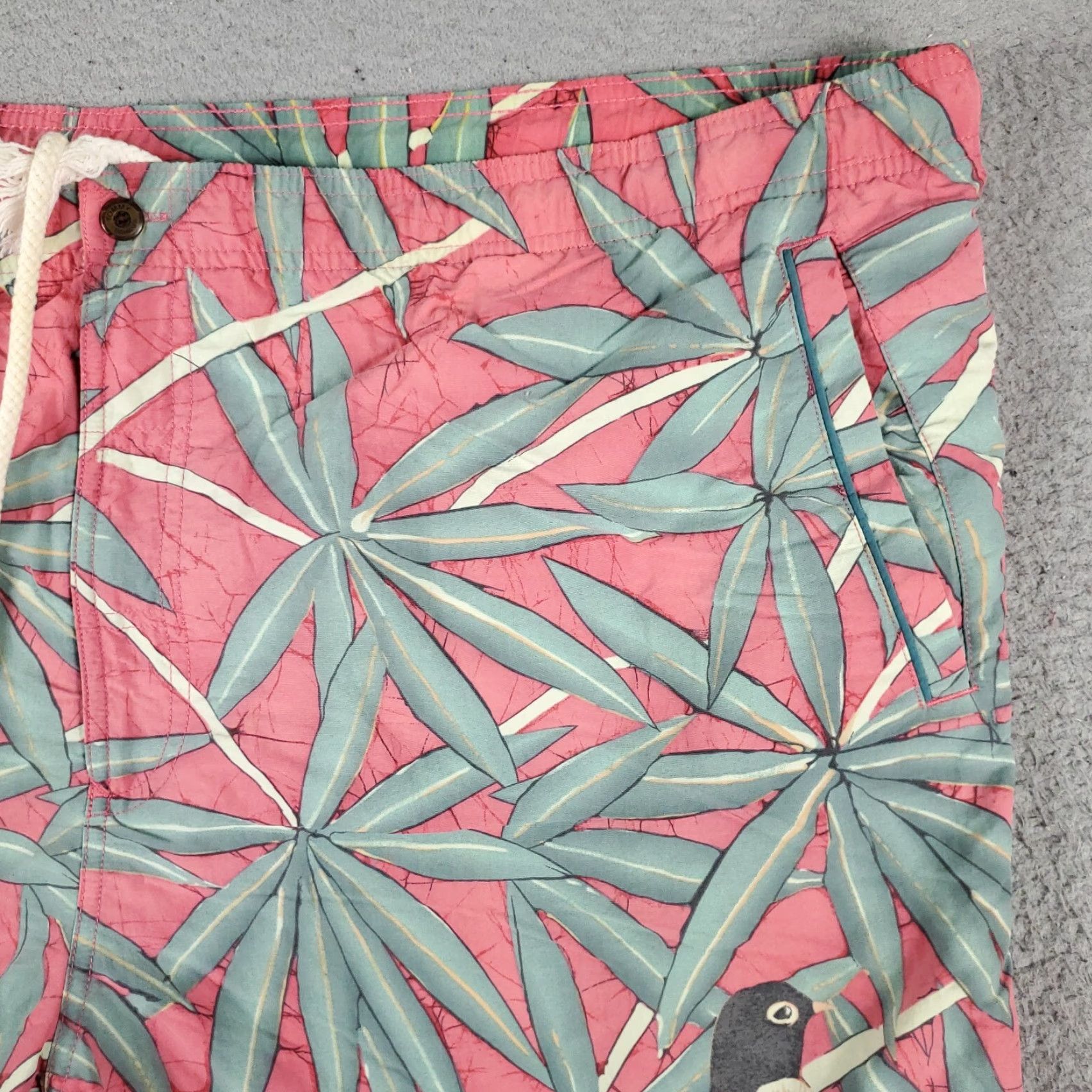 Tommy Bahama Tommy Bahama Shorts Mens 2XL Pink Tropical Beach Board Swim Trunks (Nylon/Polyester) Vintage No Size US 39 - 3 Thumbnail