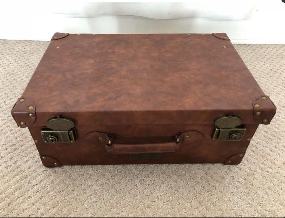 Other Fantastic Beasts Movie Promo Newt Scamander Suitcase Size ONE SIZE - 1 Thumbnail
