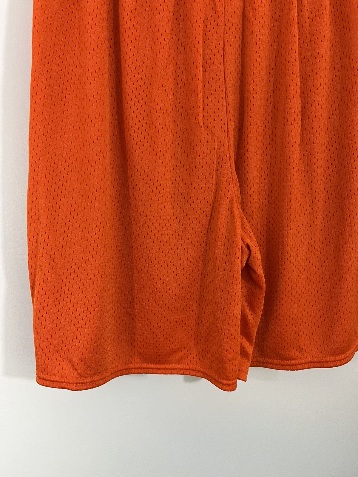 Russell Athletic Vintage Baggy Y2K Basketball Shorts XL Size US 30 / EU 46 - 13 Thumbnail