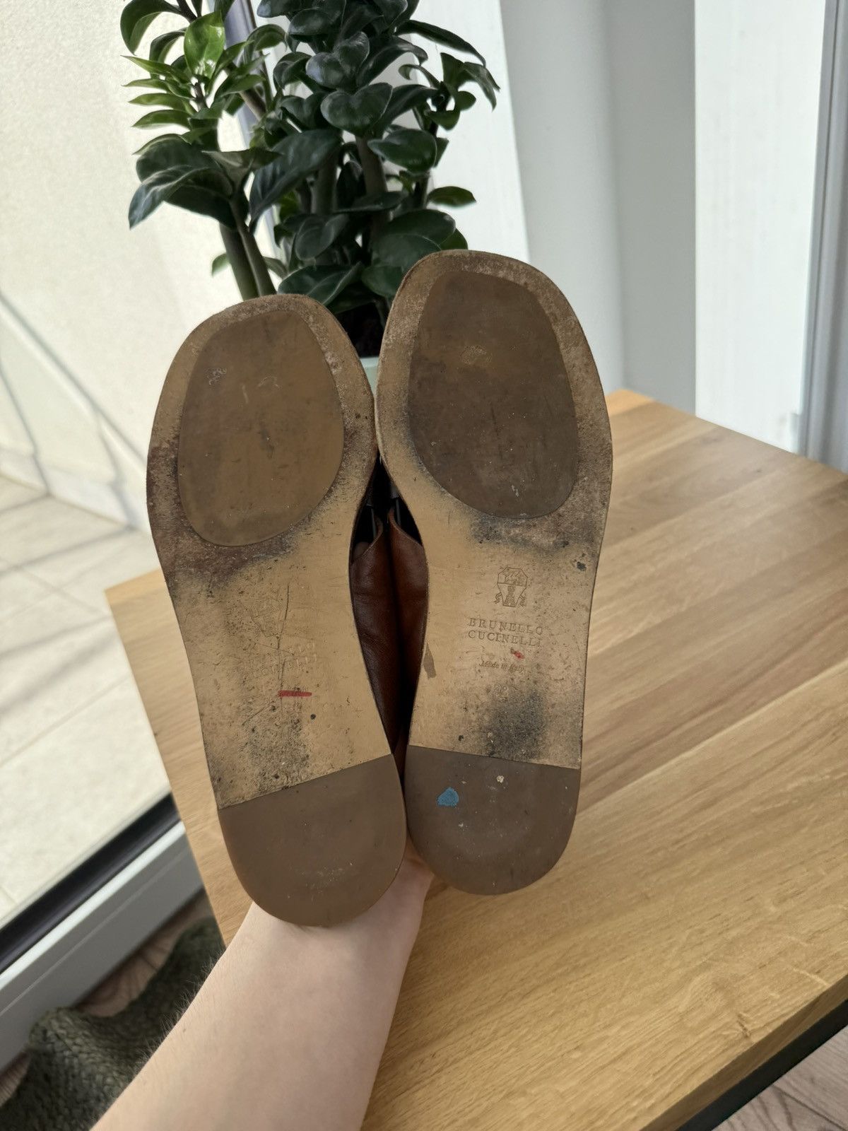 Brunello Cucinelli Brunello Cucinelli suede slides Size US 8 / IT 38 - 4 Thumbnail