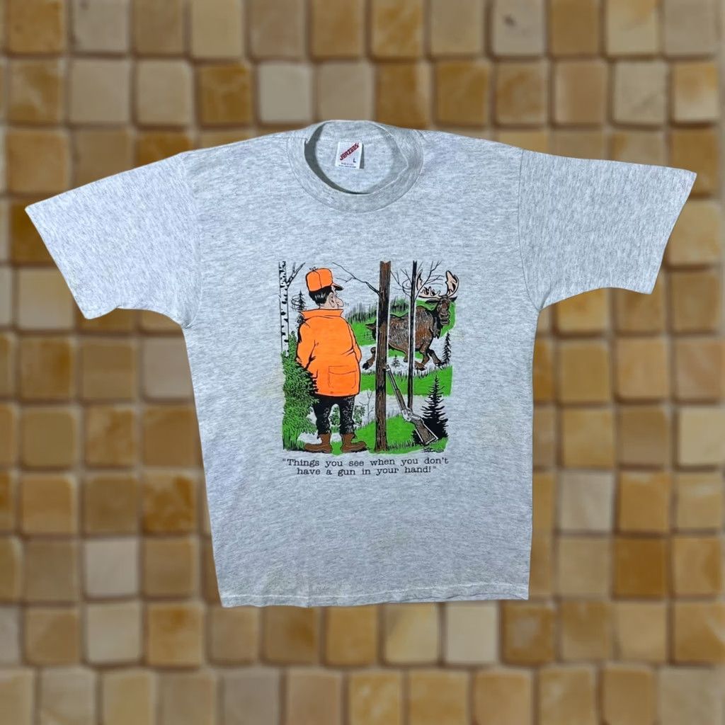 Jerzees VINTAGE Jerzees Cartoon Hunter Graphic T-Shirt Mens M Grey 90s Stitch Single Stitch Size US M / EU 48-50 / 2 - 1 Thumbnail