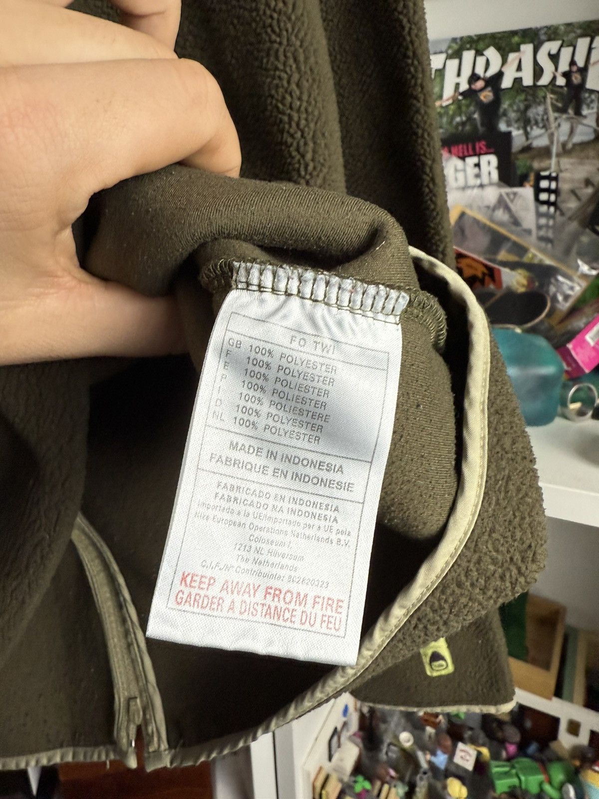Nike × Vintage Vintage Y2K Nike khaki deep pile fleece sweatshirt M outdoor Size US M / EU 48-50 / 2 - 5 Thumbnail