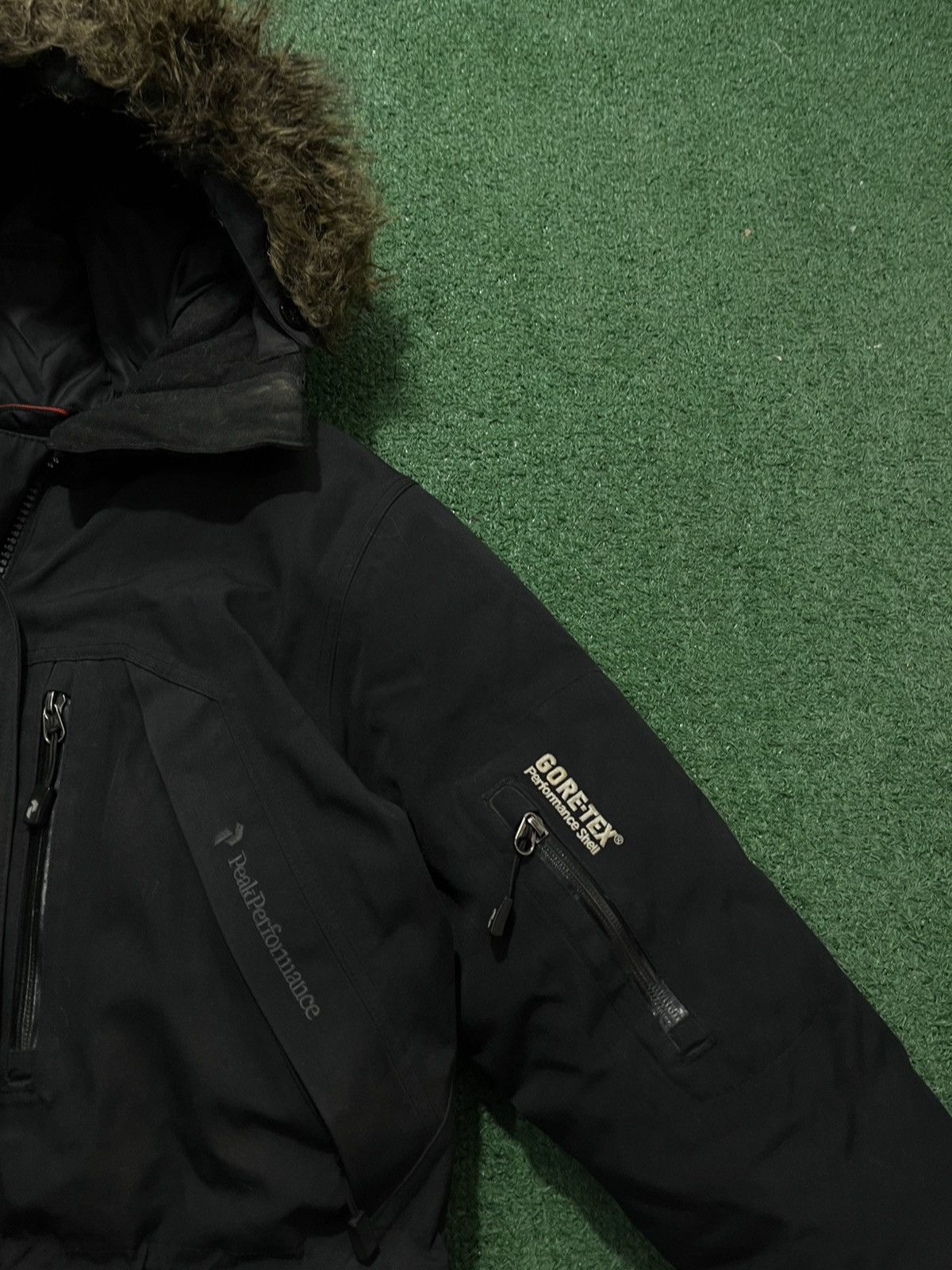 Peak Performance Peak Performance Gore Tex Down Parka Jacket Size US S / EU 44-46 / 1 - 6 Thumbnail
