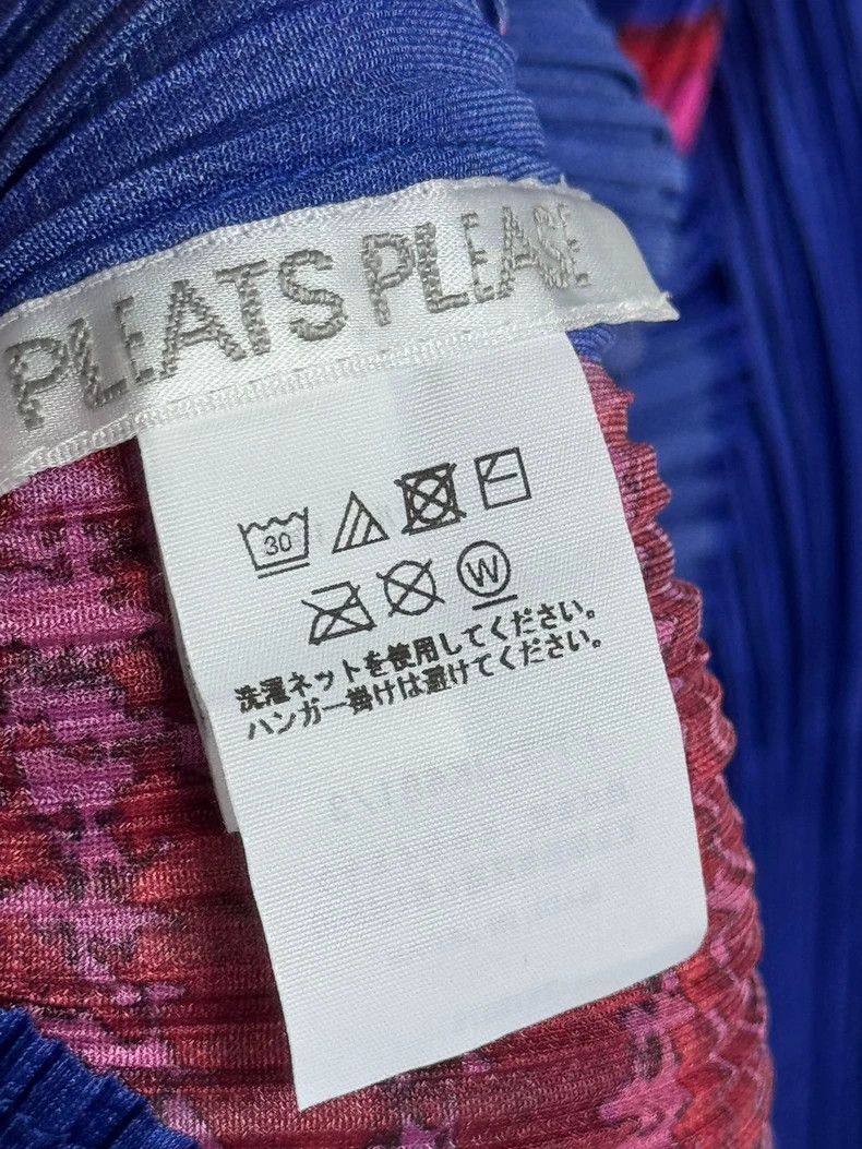 Issey Miyake Issey Miyake size:3 Blue red spider lily pleated short-sle Size S / US 4 / IT 40 - 3 Thumbnail