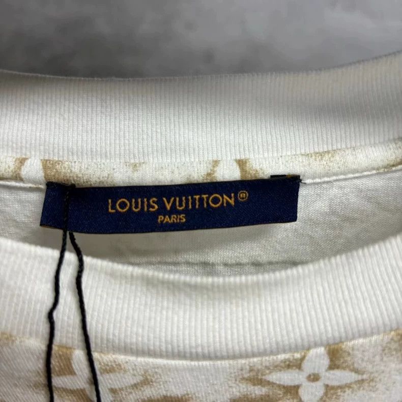 Louis Vuitton Louis Vuitton Beige full print logo short sleeve 2502-Next Size US XXL / EU 58 / 5 - 4 Thumbnail